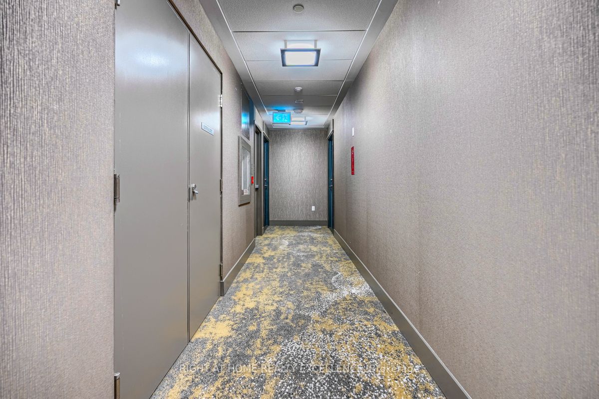 65 Watergarden Drive #201