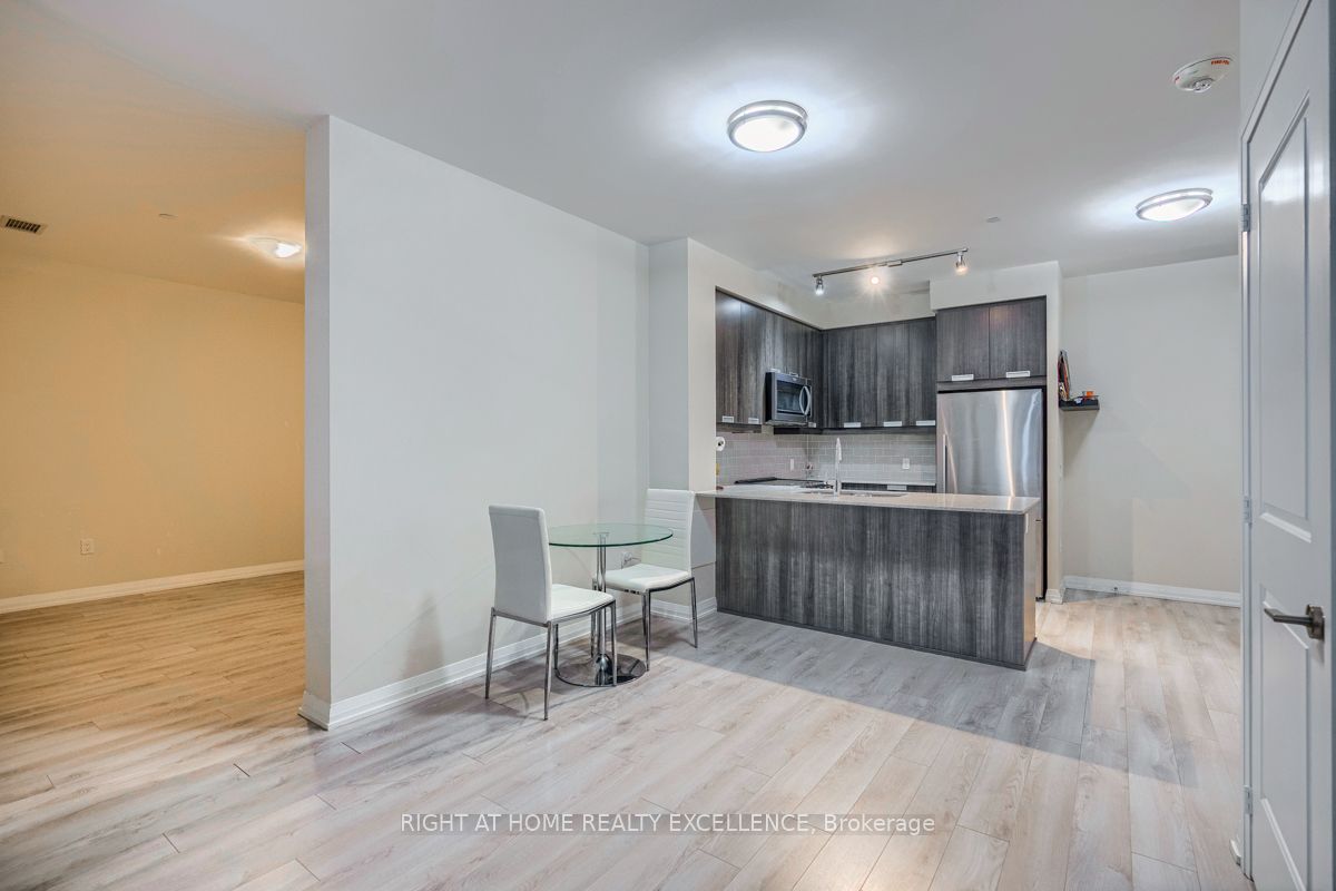 65 Watergarden Drive #201