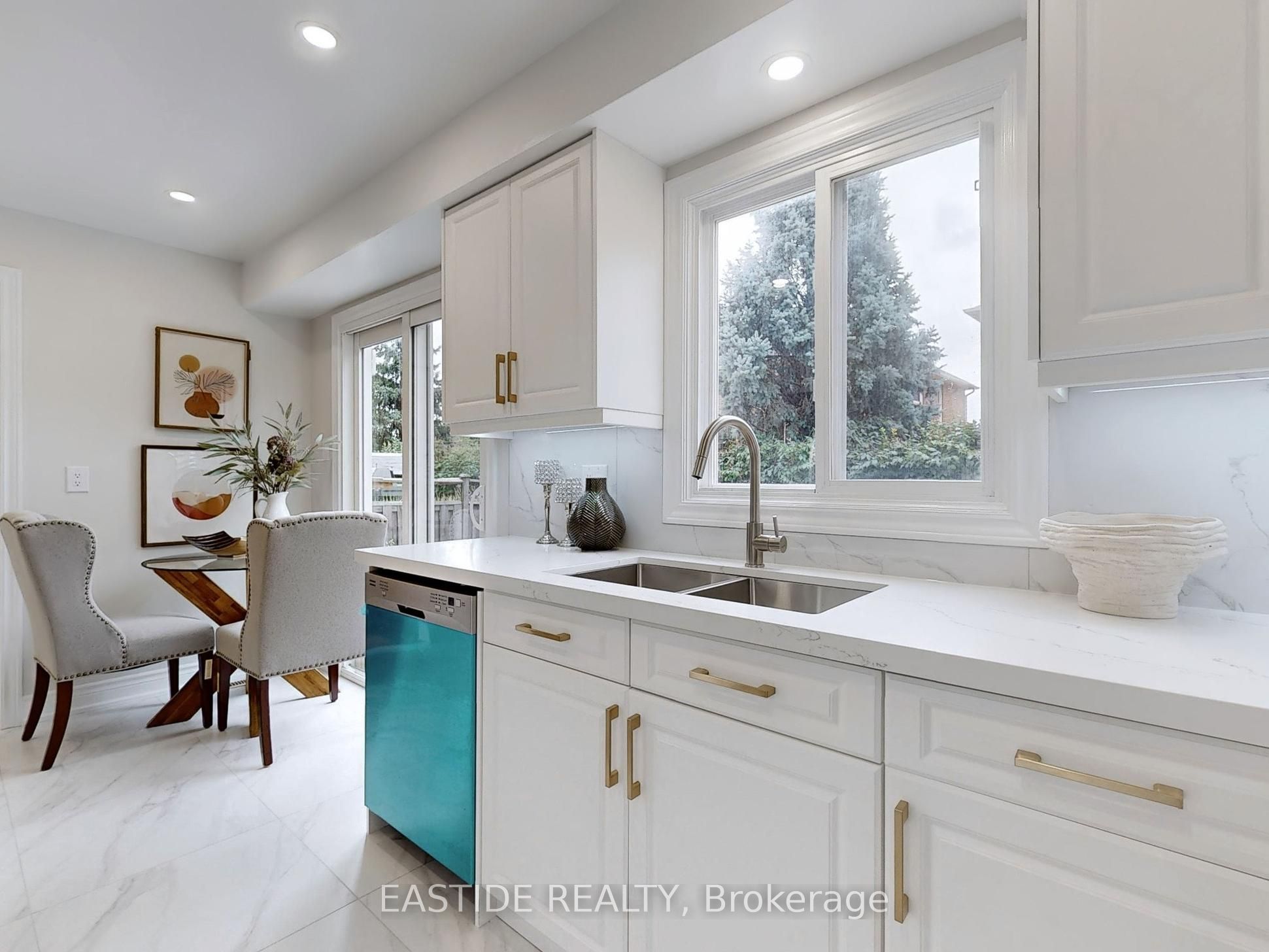 3282 Dragon Drive