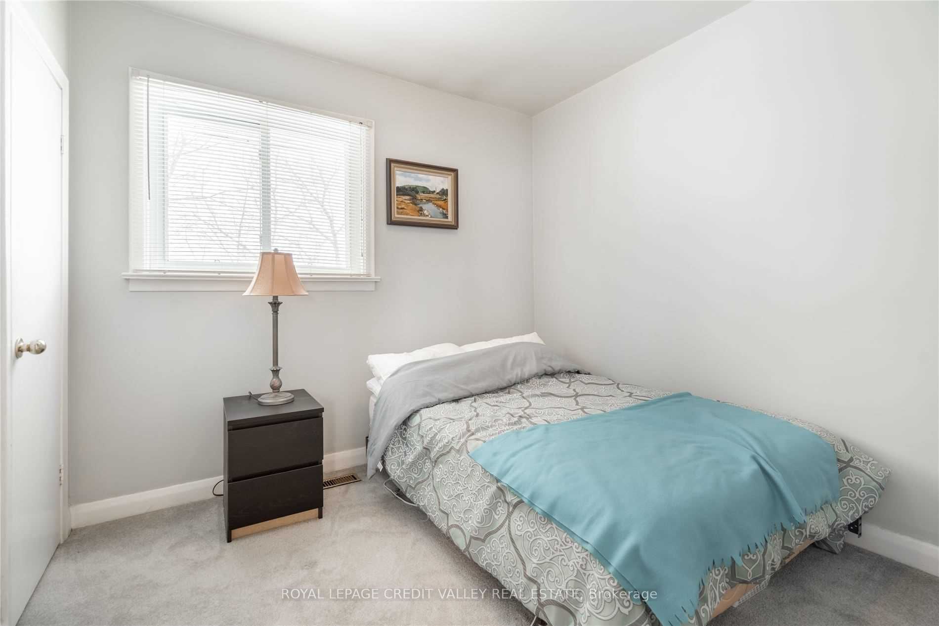 535 Taplow Crescent