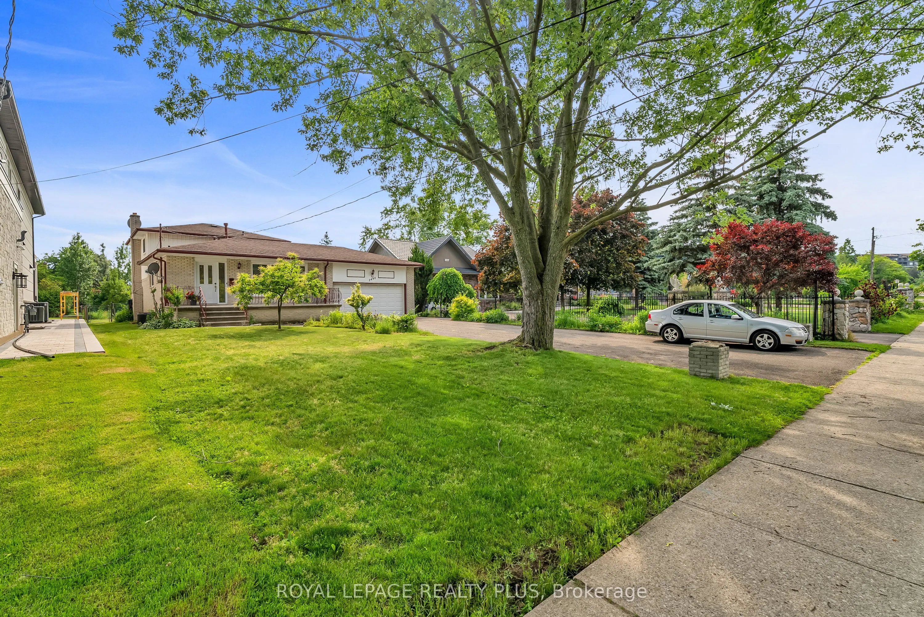 2440 Rosemary Drive
