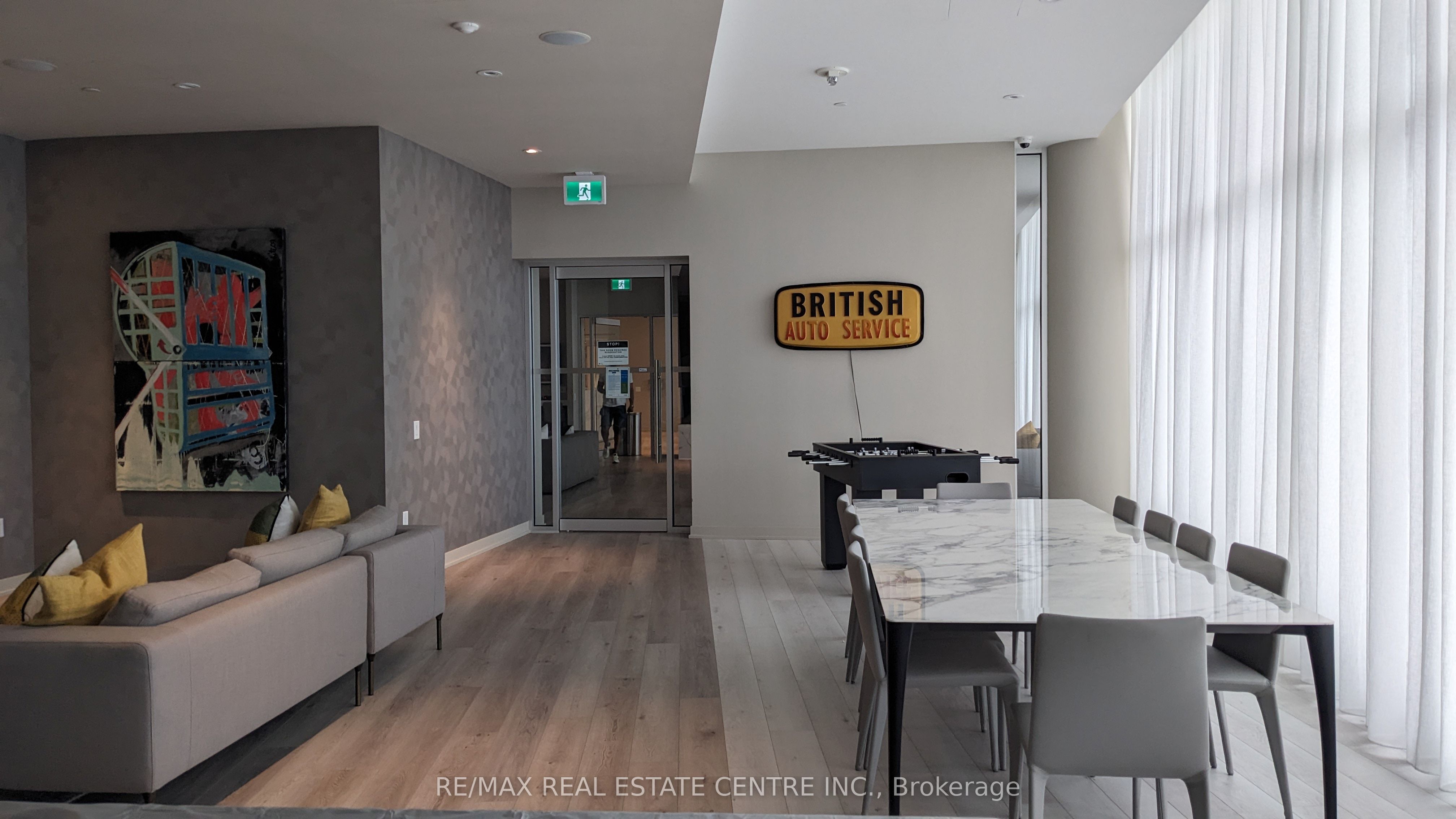 3900 Confederation Parkway, #302