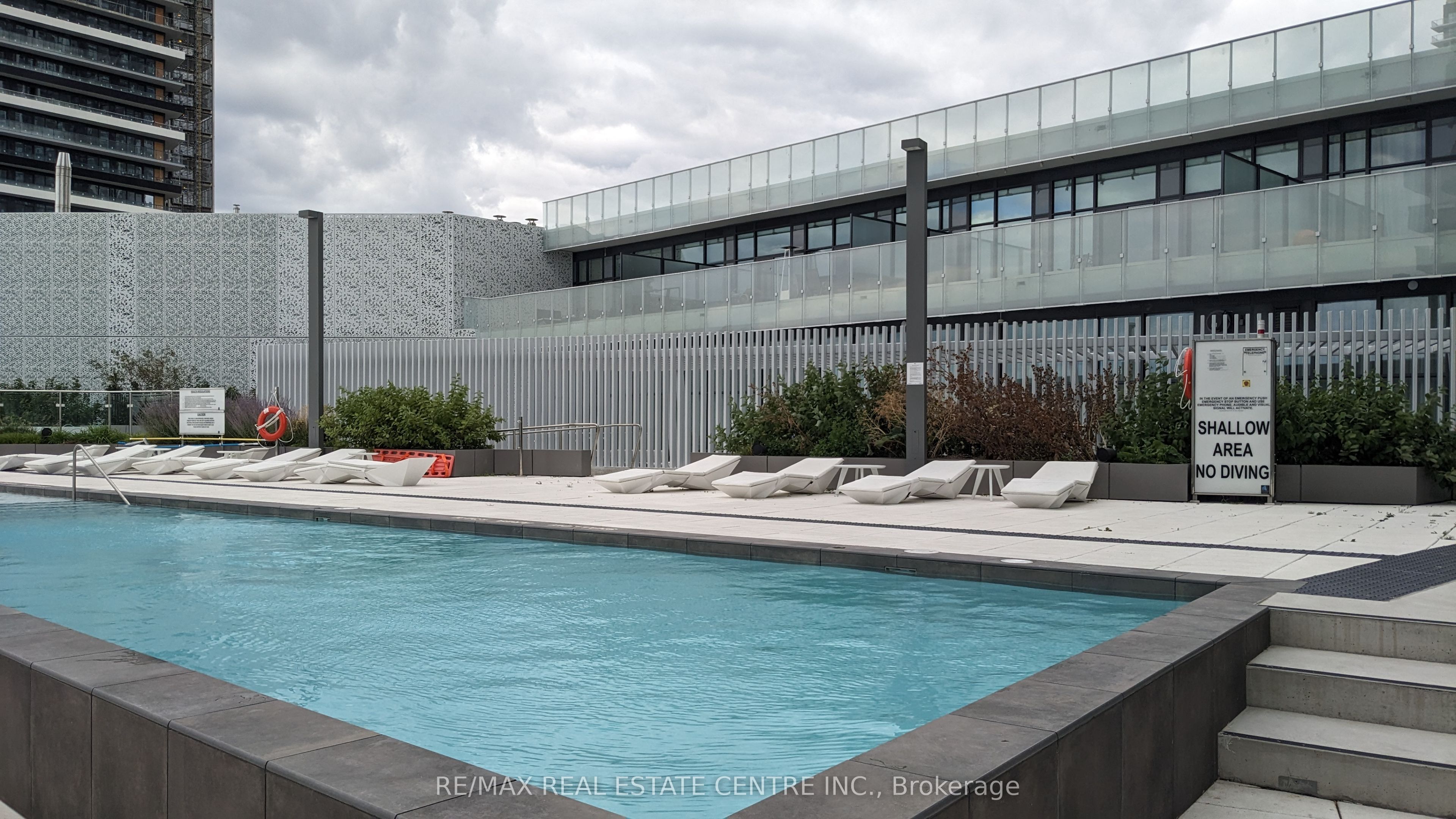 3900 Confederation Parkway, #302