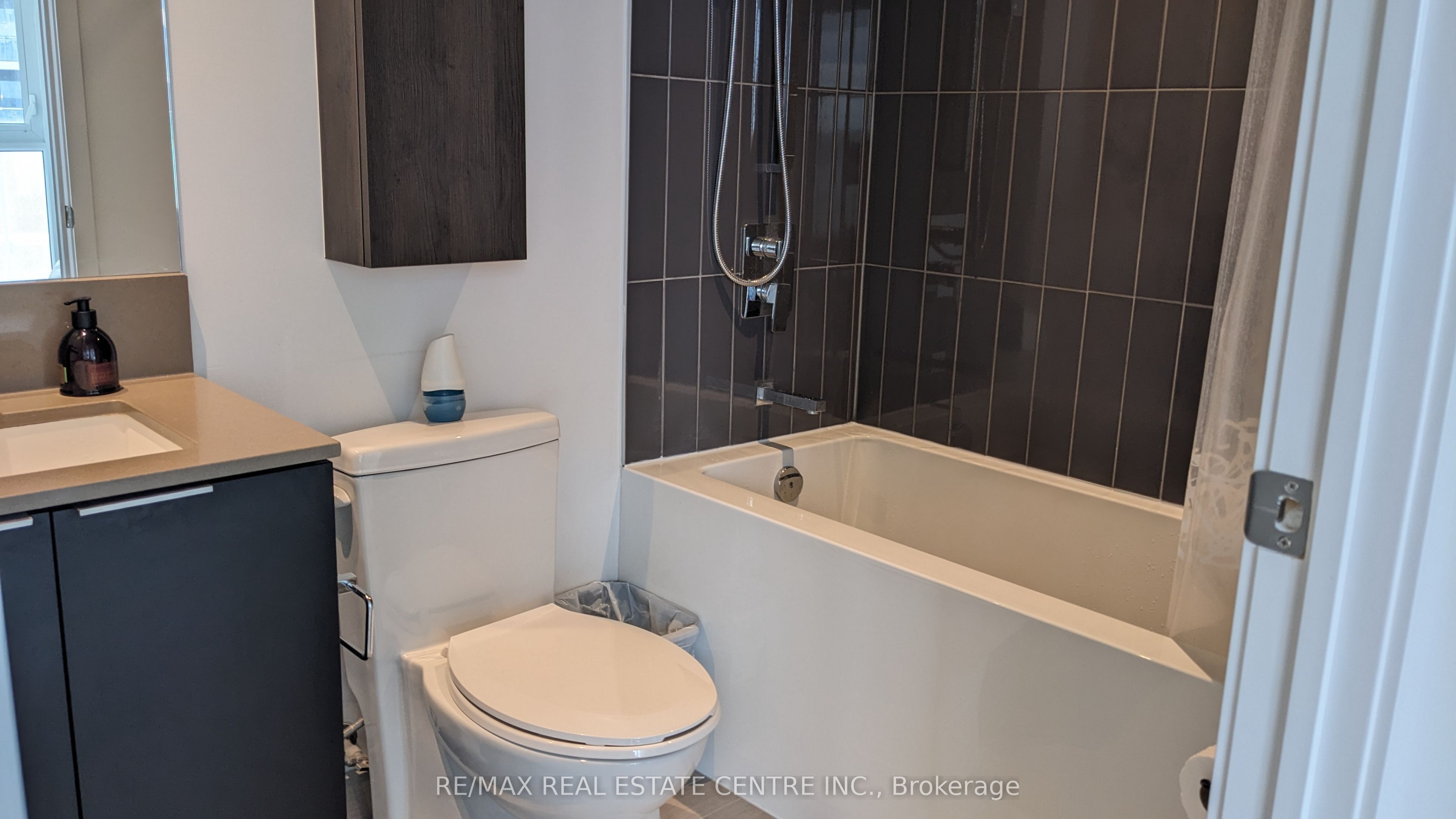 3900 Confederation Parkway, #302