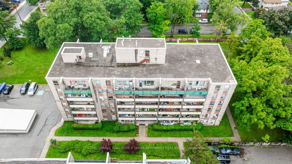 3625 Lake Shore Boulevard W, #302