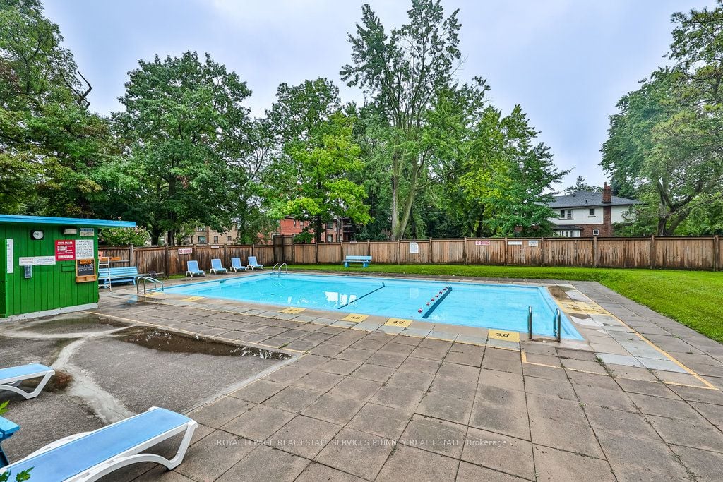 3625 Lake Shore Boulevard W, #302