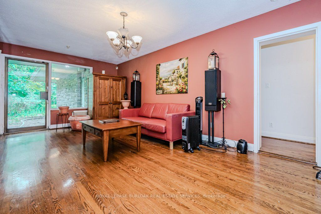 3 Edgehill Road