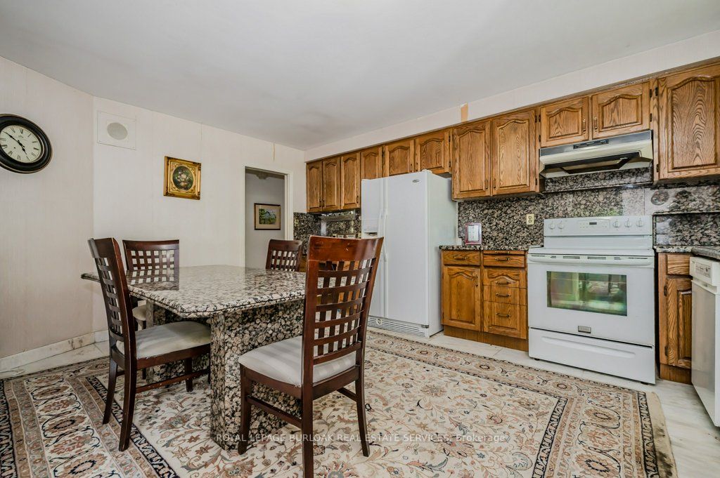 3 Edgehill Road
