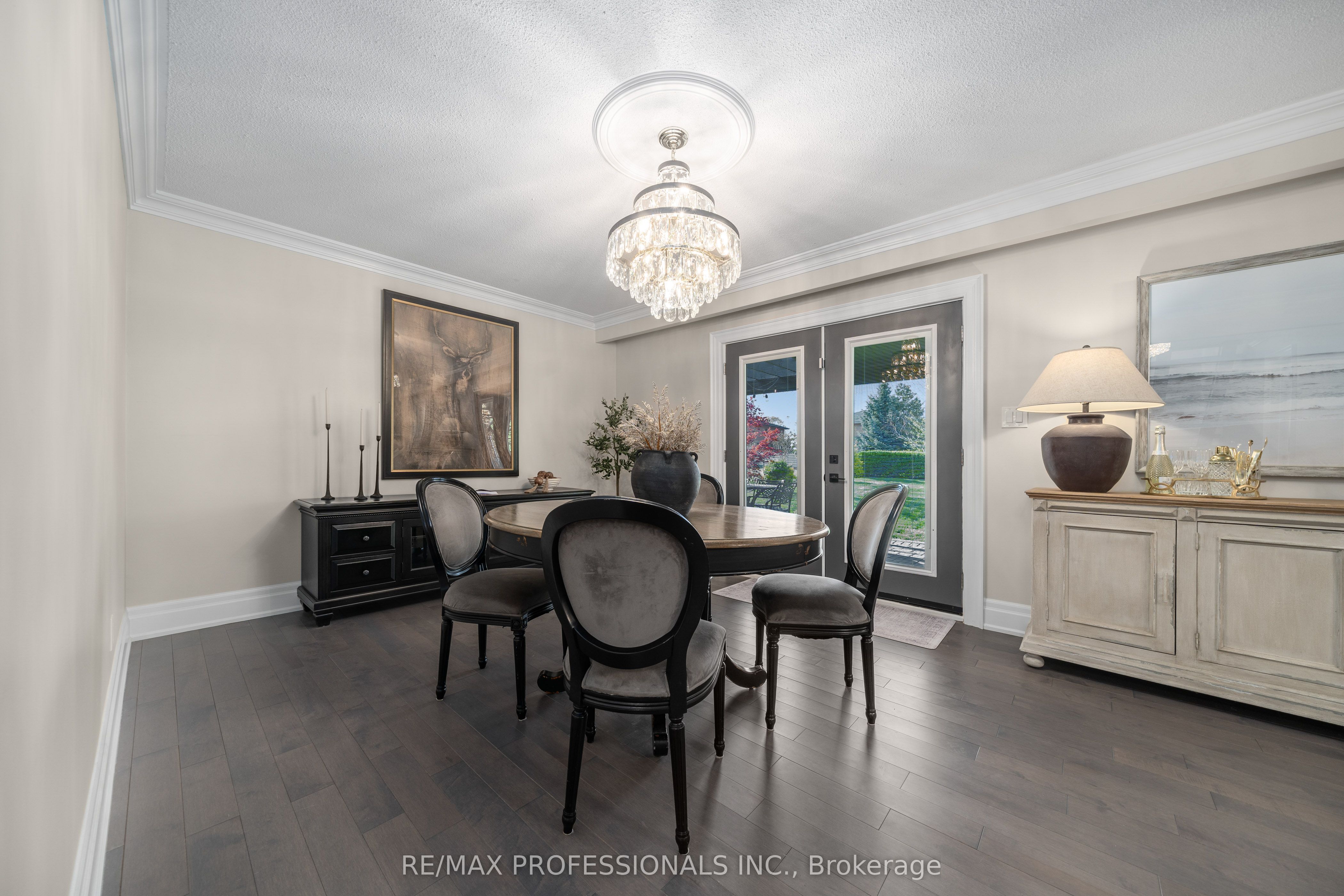 182 Gracefield Avenue