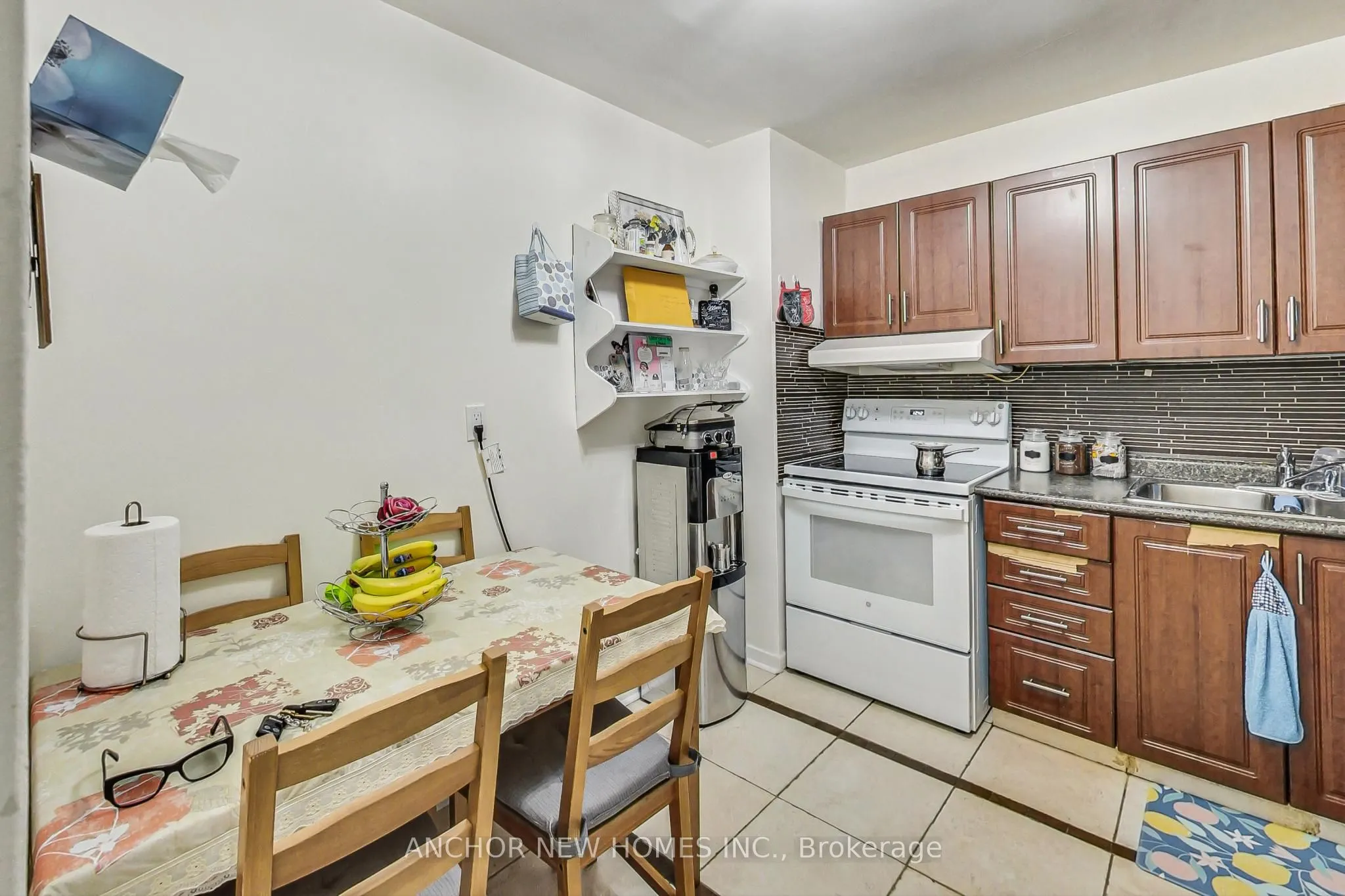 2323 Confederation Parkway #1105