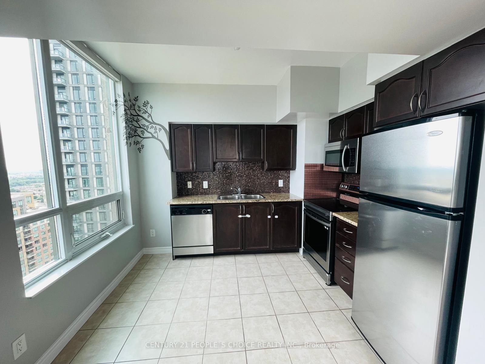 208 Enfield Place, #3303