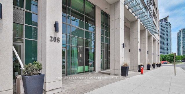 208 Enfield Place, #3303