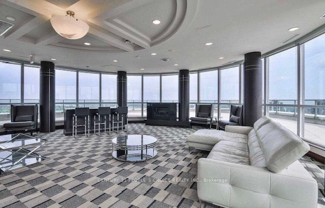 208 Enfield Place, #3303
