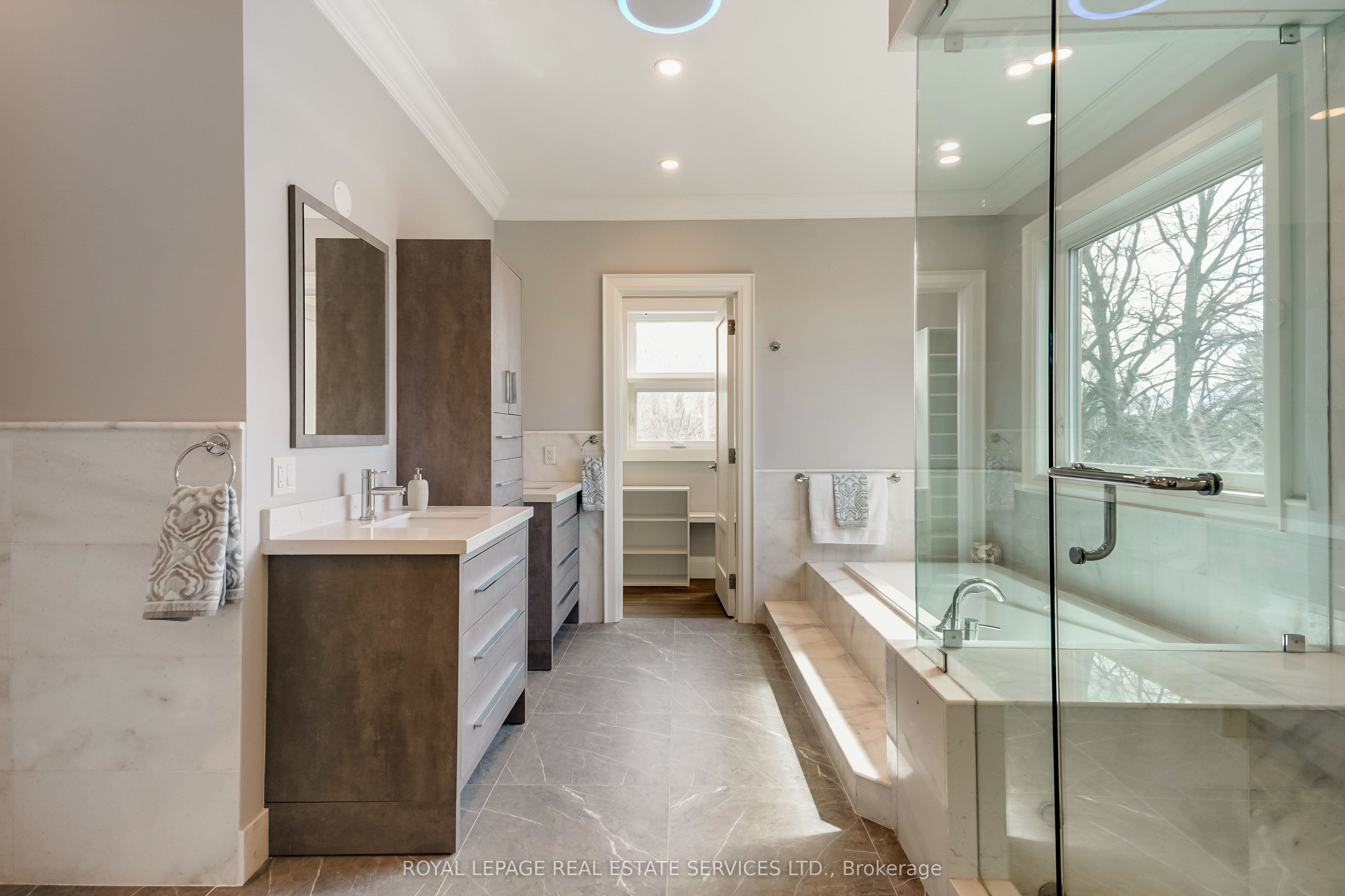 1211 Pinegrove Road
