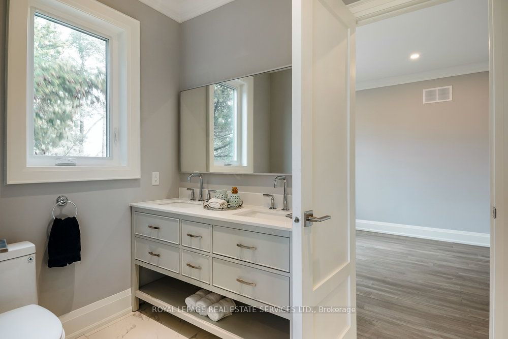 1211 Pinegrove Road