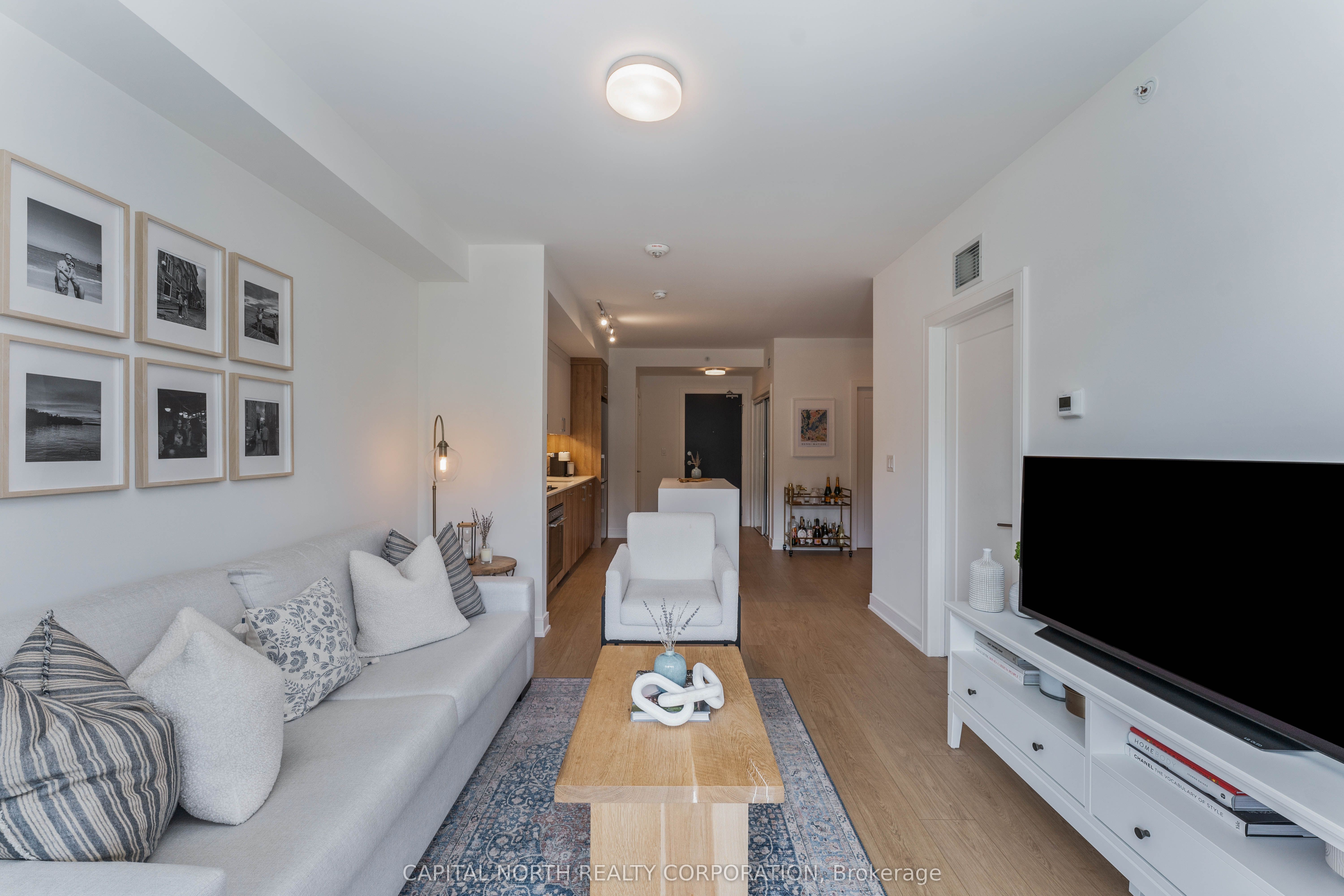 1575 Lakeshore Road W #270