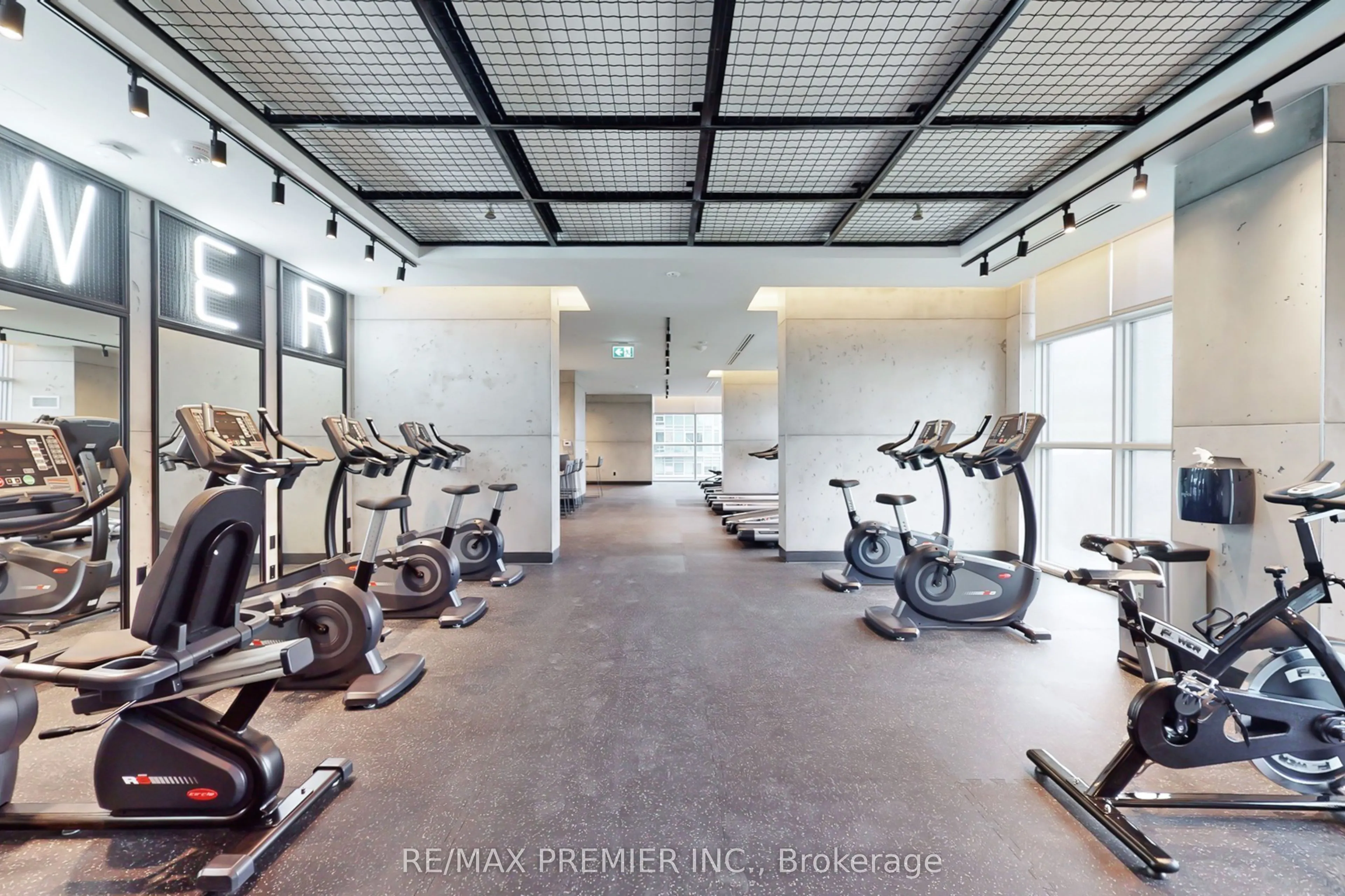 251 Manitoba Street, #116