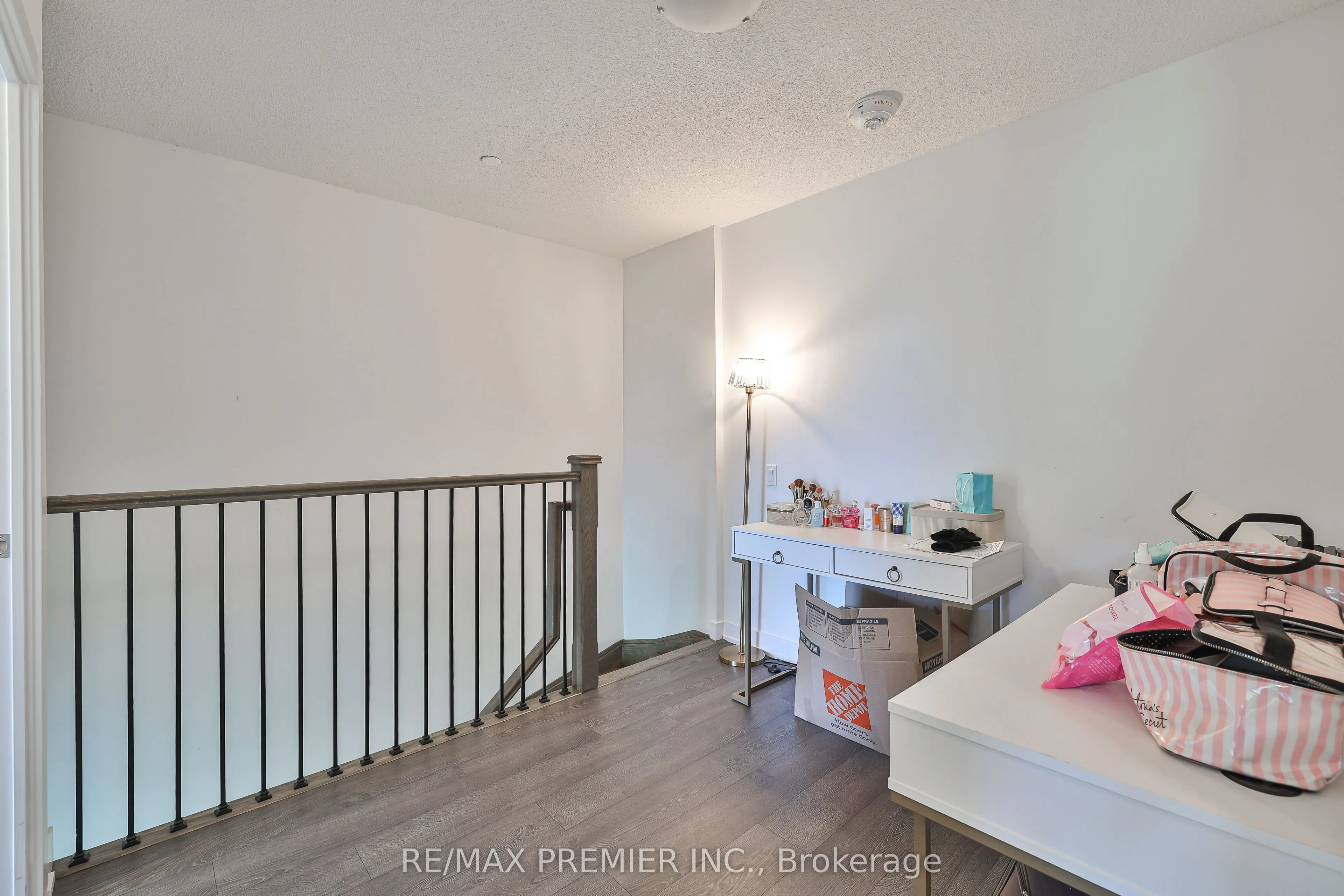 251 Manitoba Street, #116