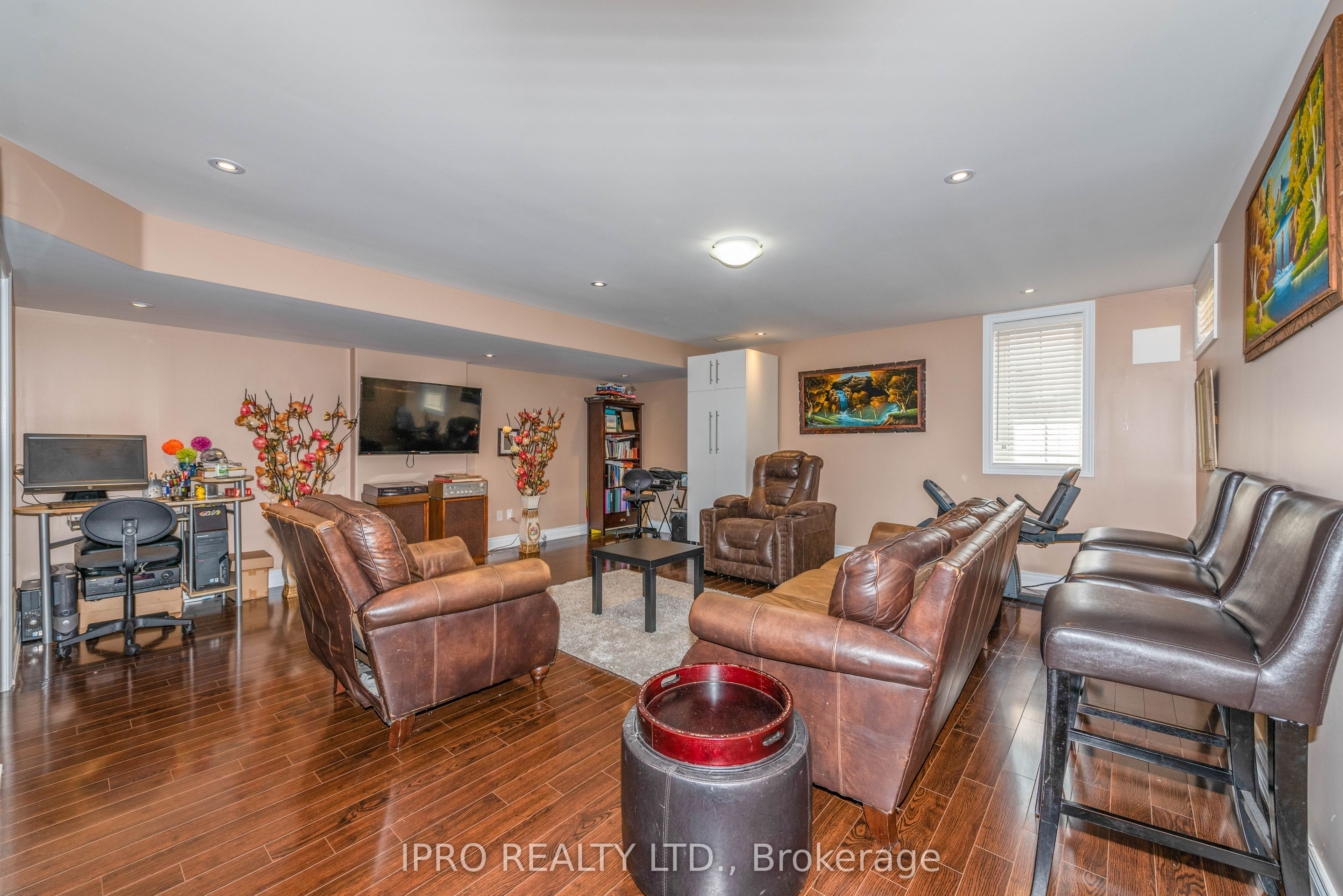 10 Tokara Avenue