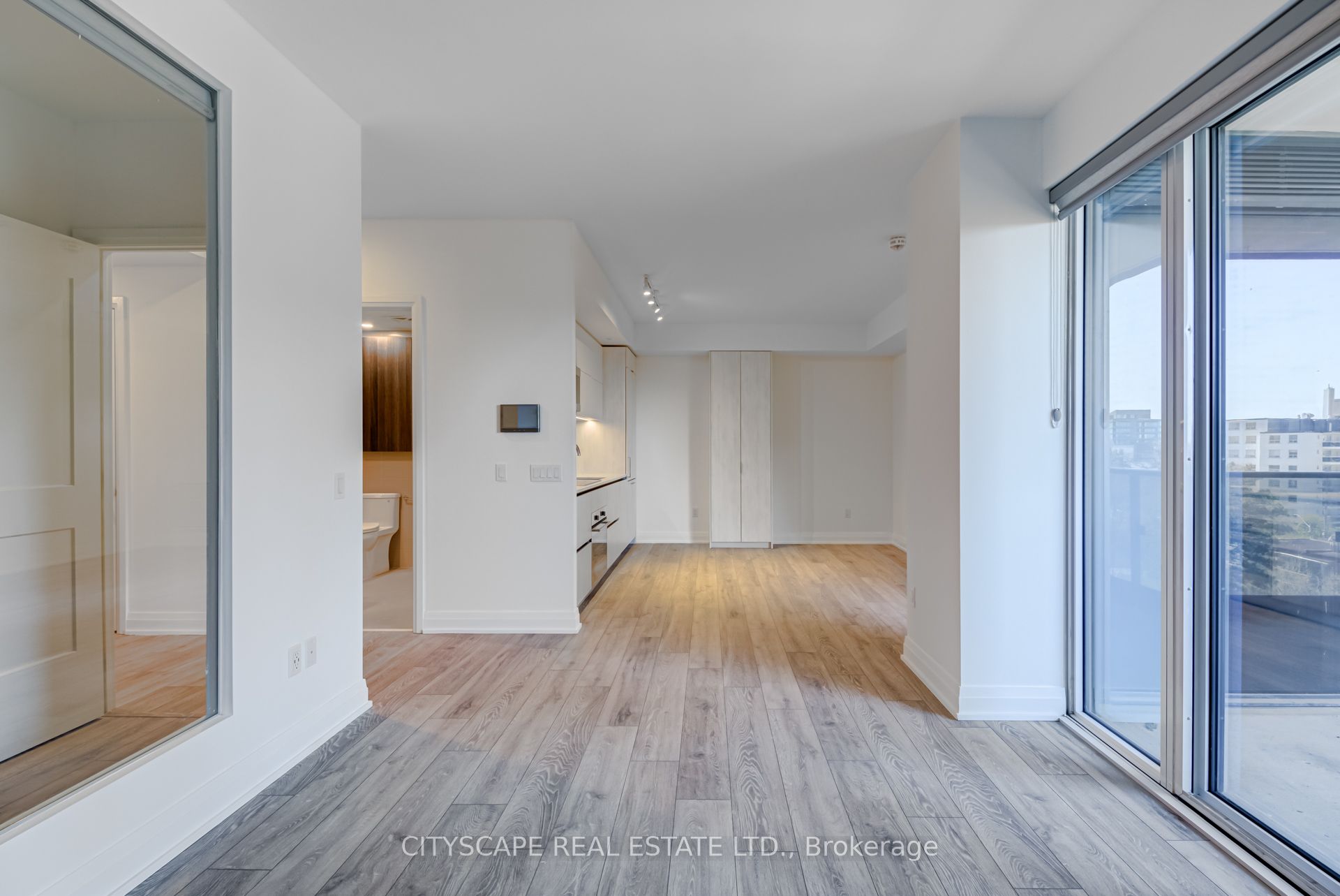 21 Park Street E #601