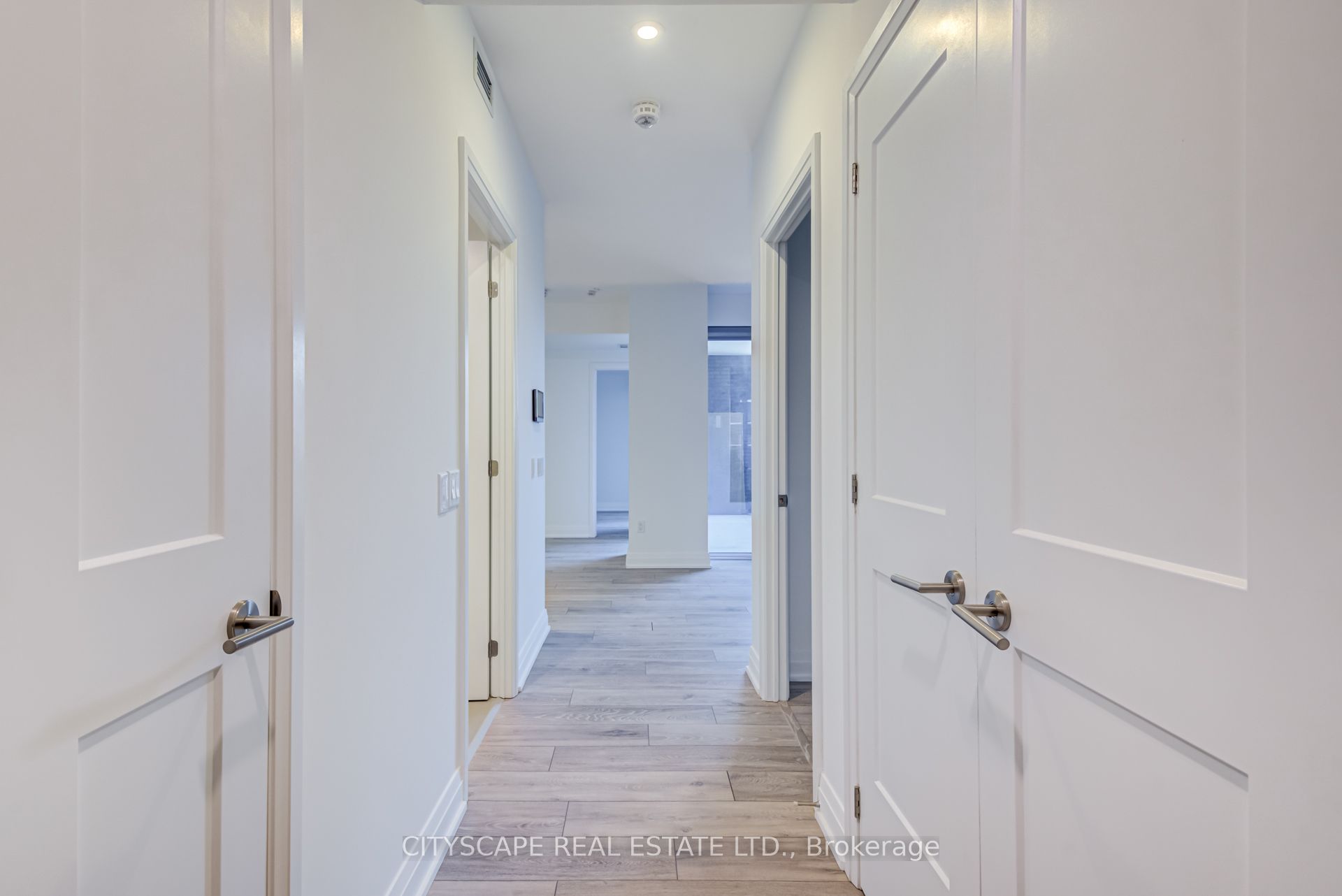 21 Park Street E #601
