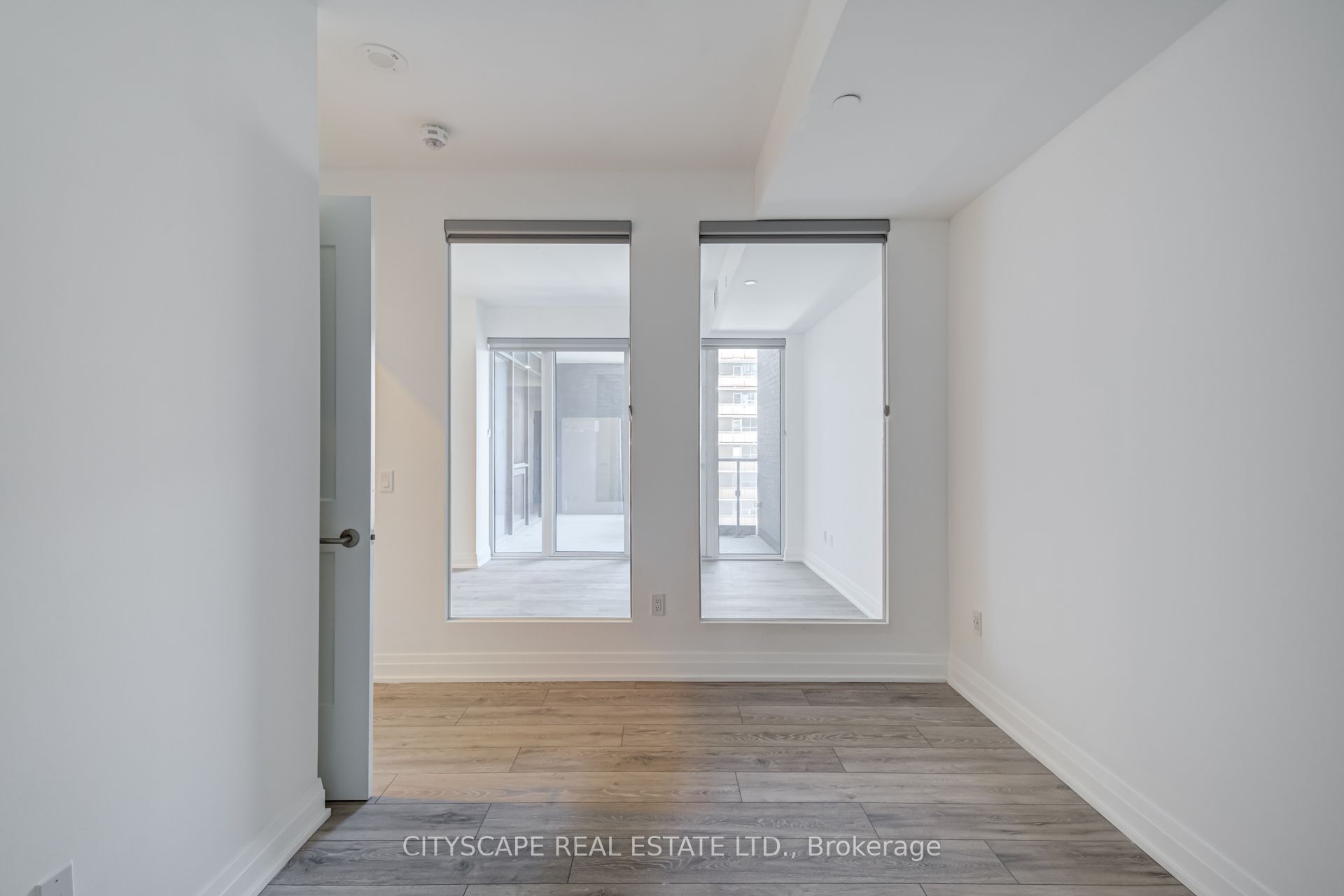 21 Park Street E #601