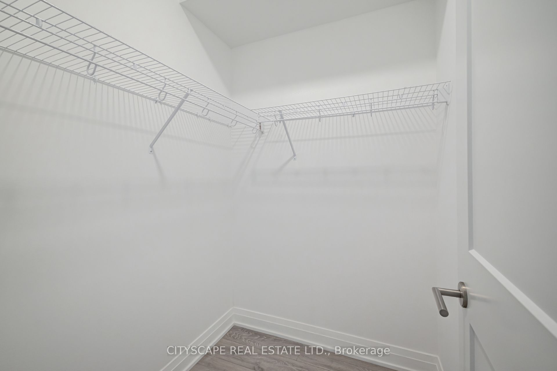 21 Park Street E #601