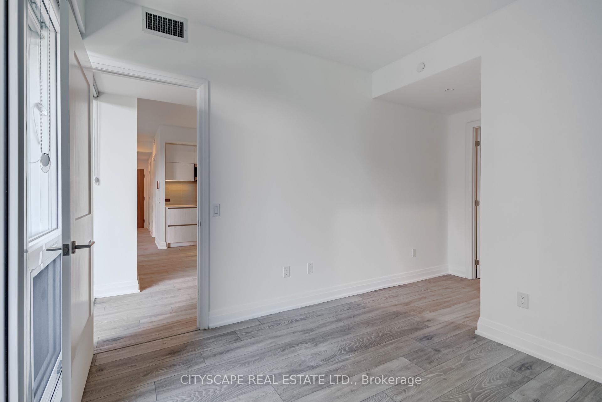 21 Park Street E #601
