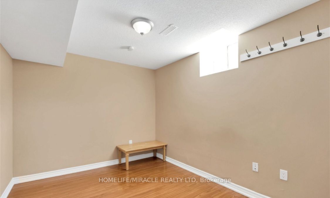 6 Mistybrook Crescent