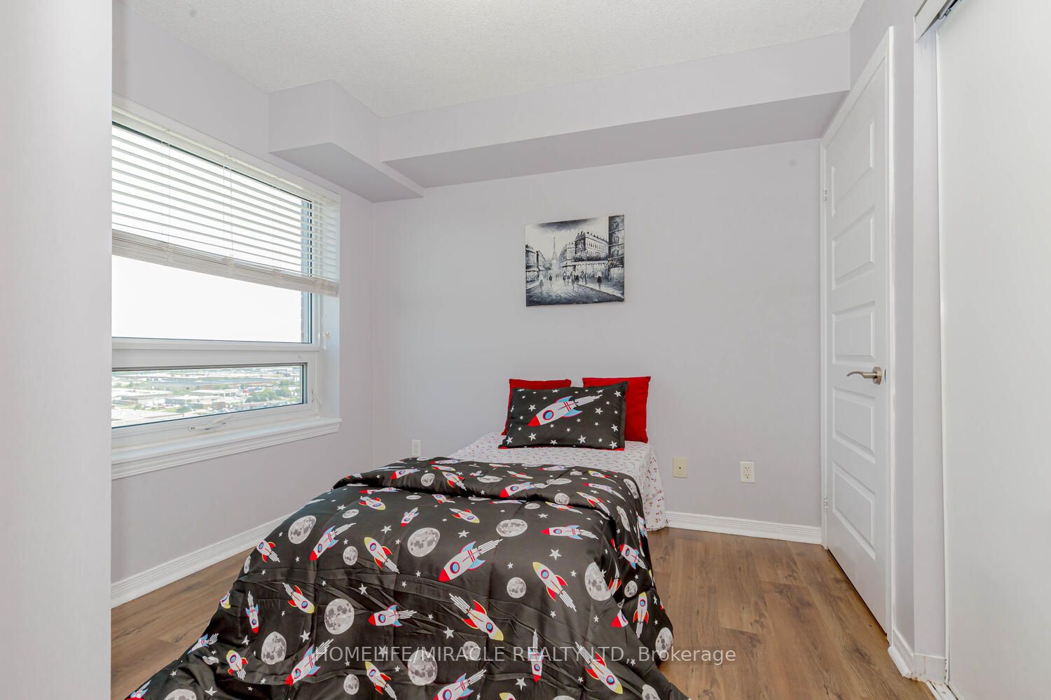215 Queen Street E #1710