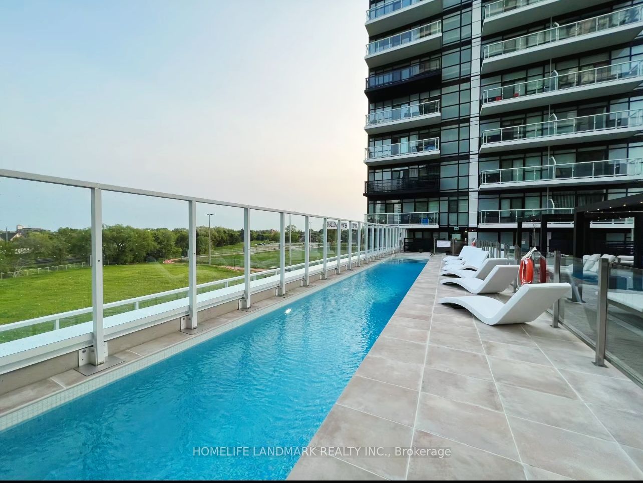 251 Manitoba Street #125