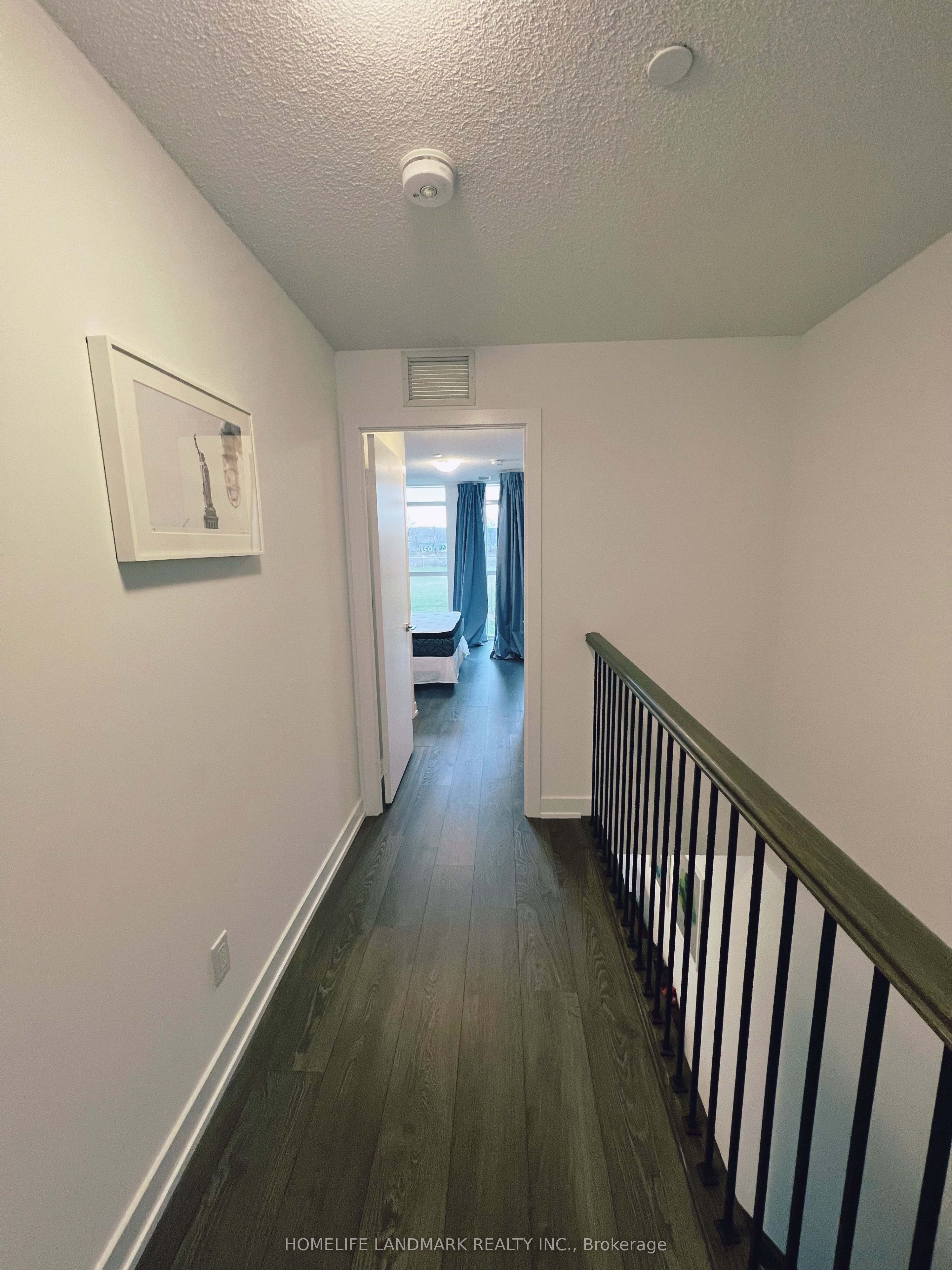 251 Manitoba Street #125