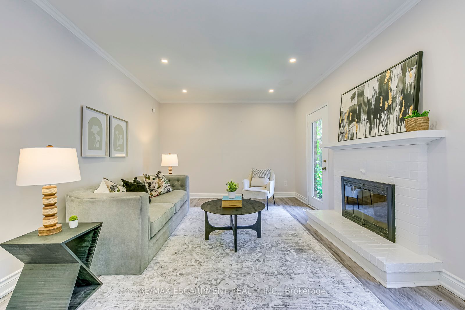 341 Acacia Court