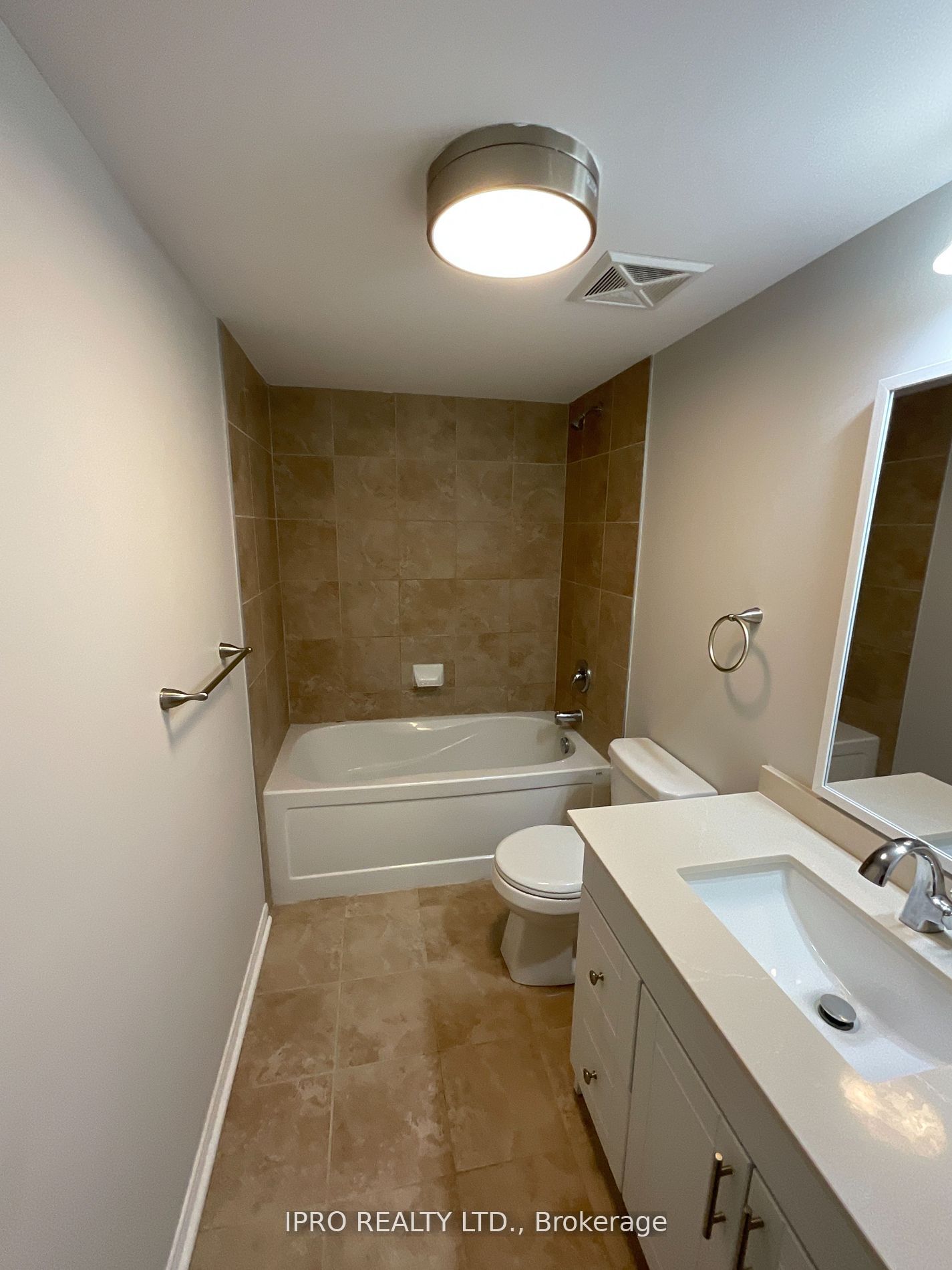 3070 Thomas Street #8