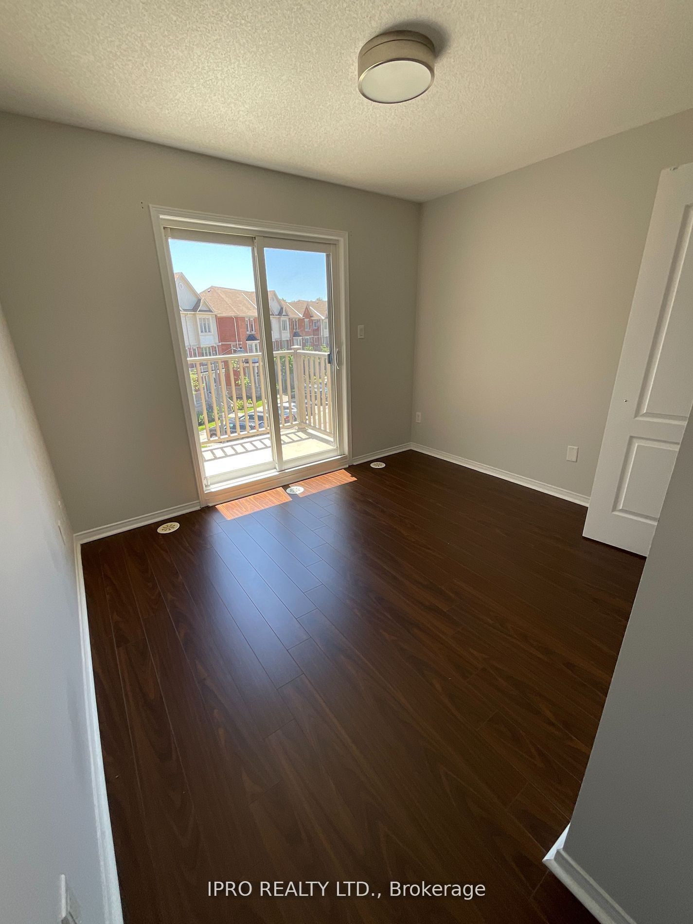 3070 Thomas Street #8