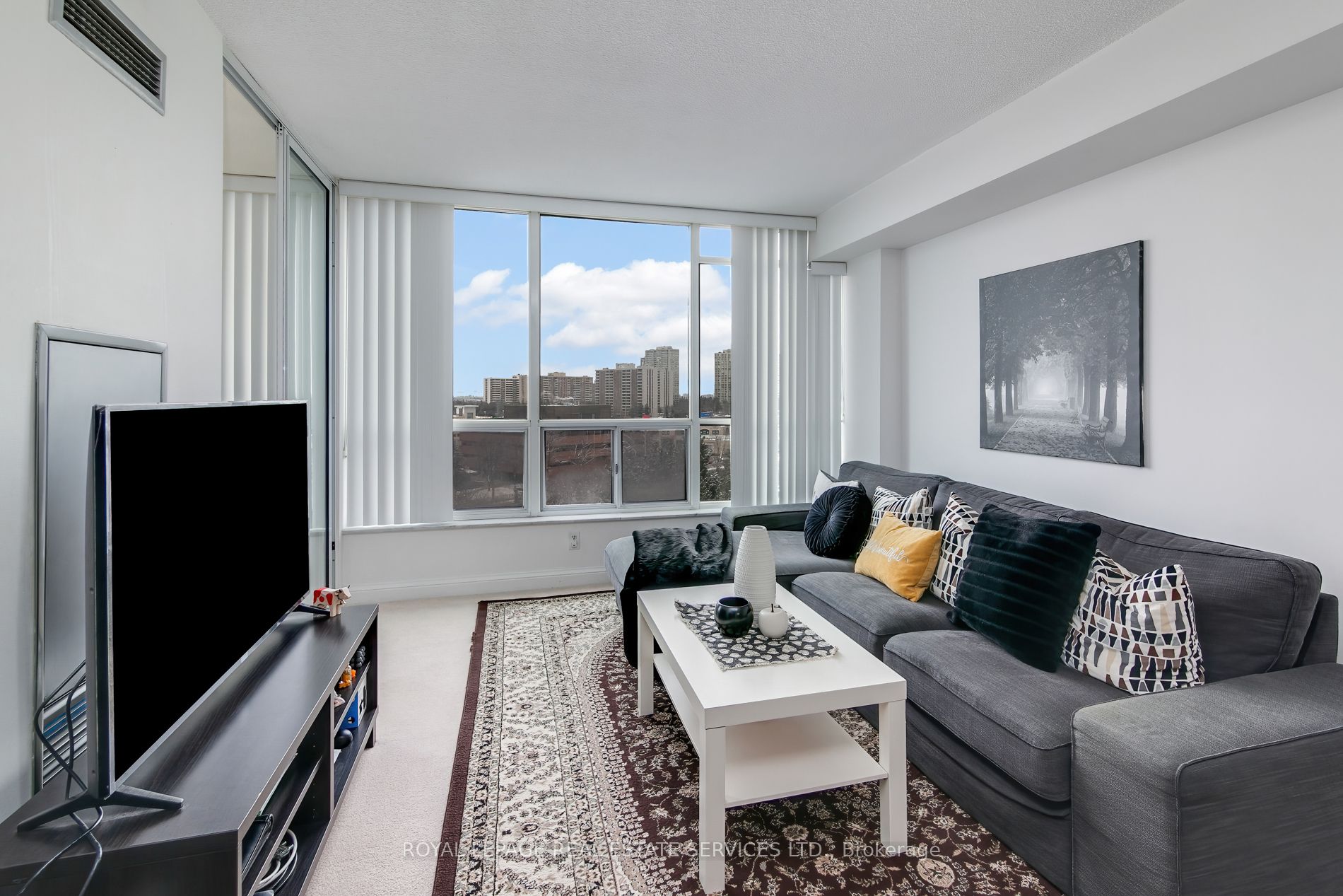 24 Hanover Road, #708