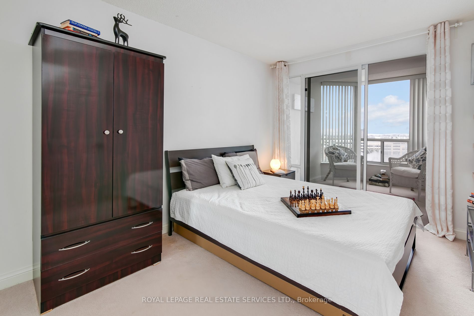 24 Hanover Road, #708