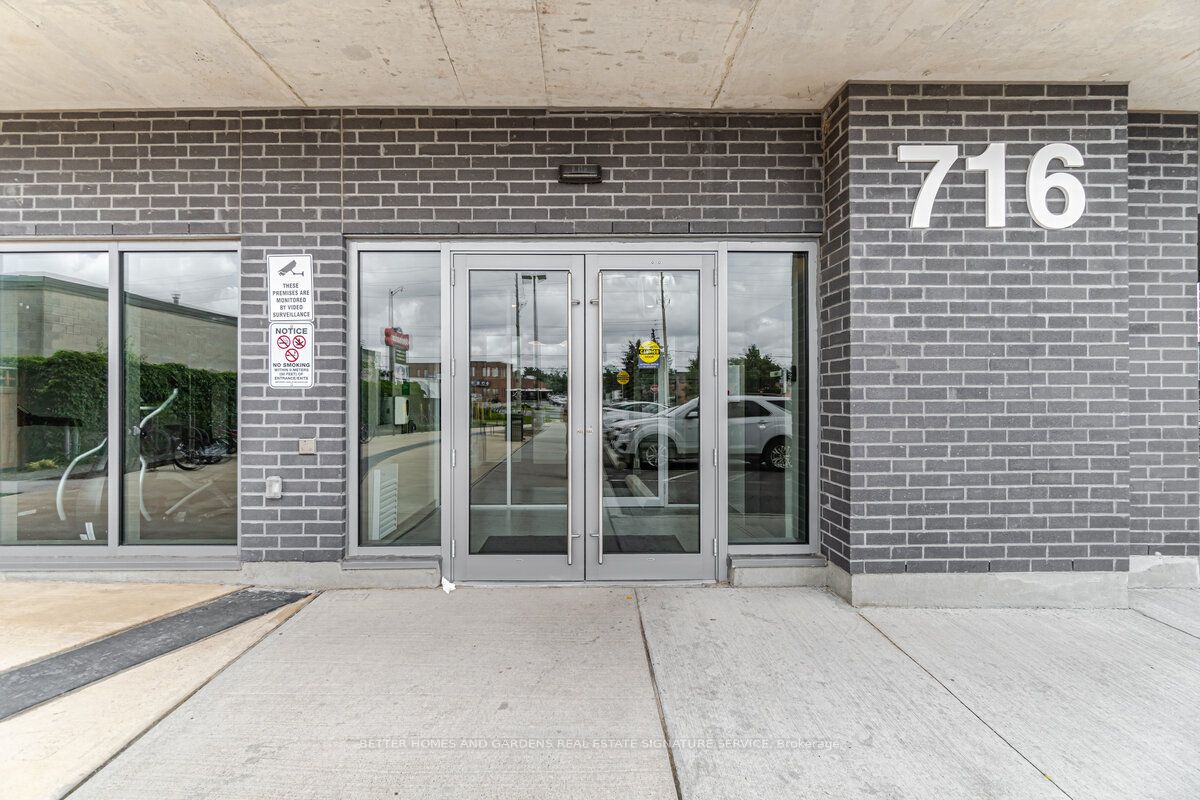 716 Main Street E, #907