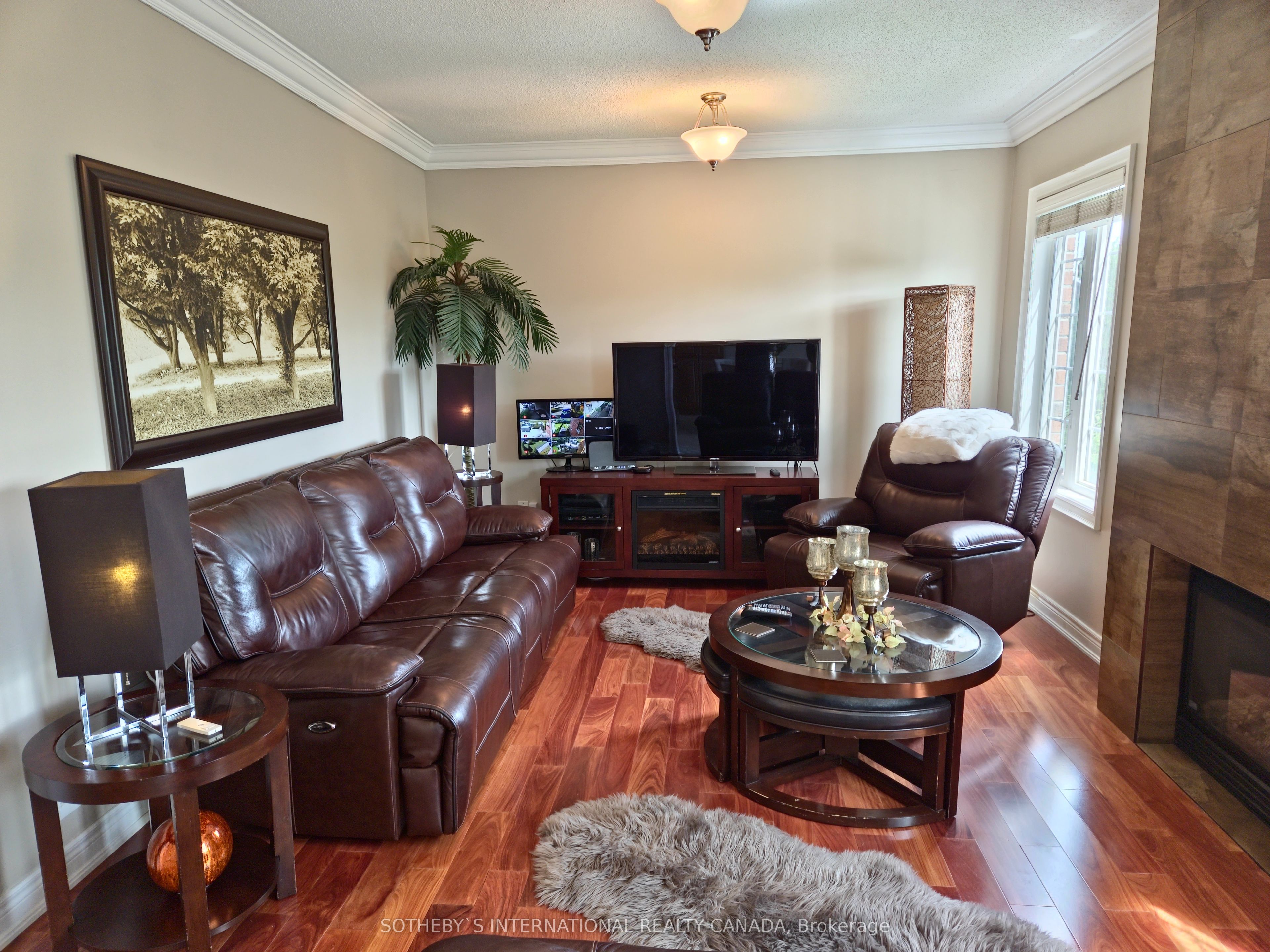 22 Prada Court