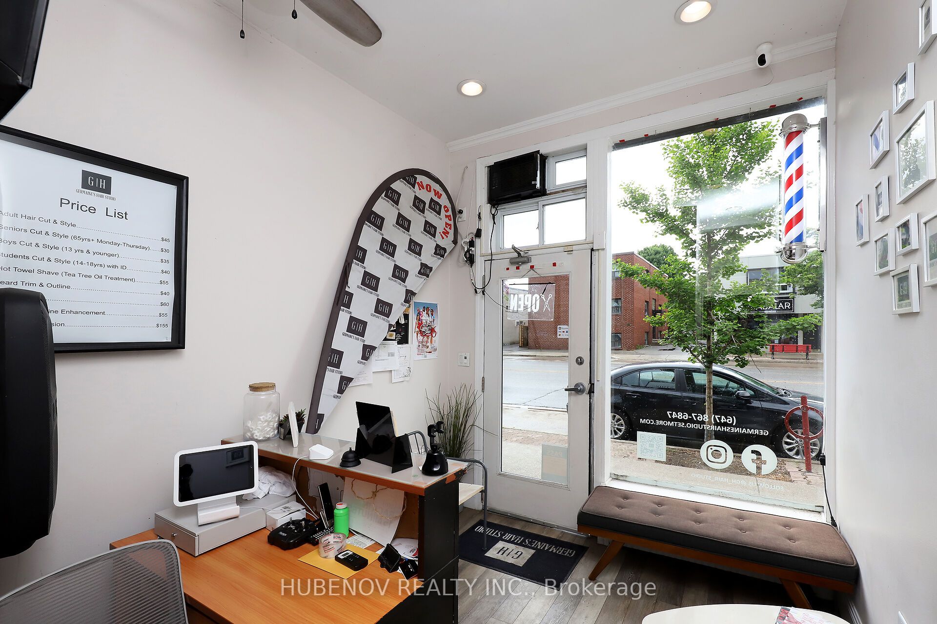 321 Lakeshore Road E