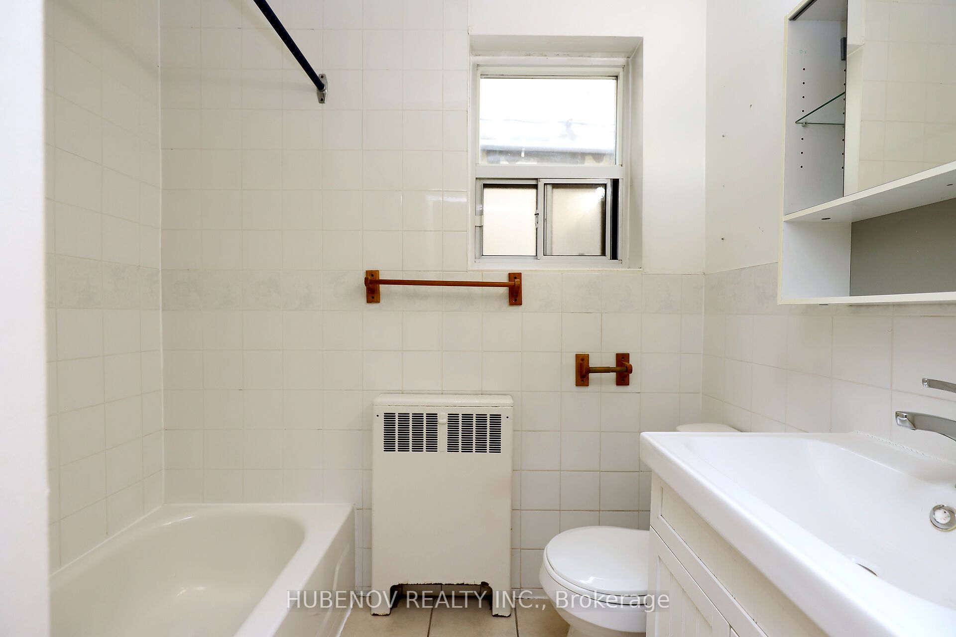 321 Lakeshore Road E