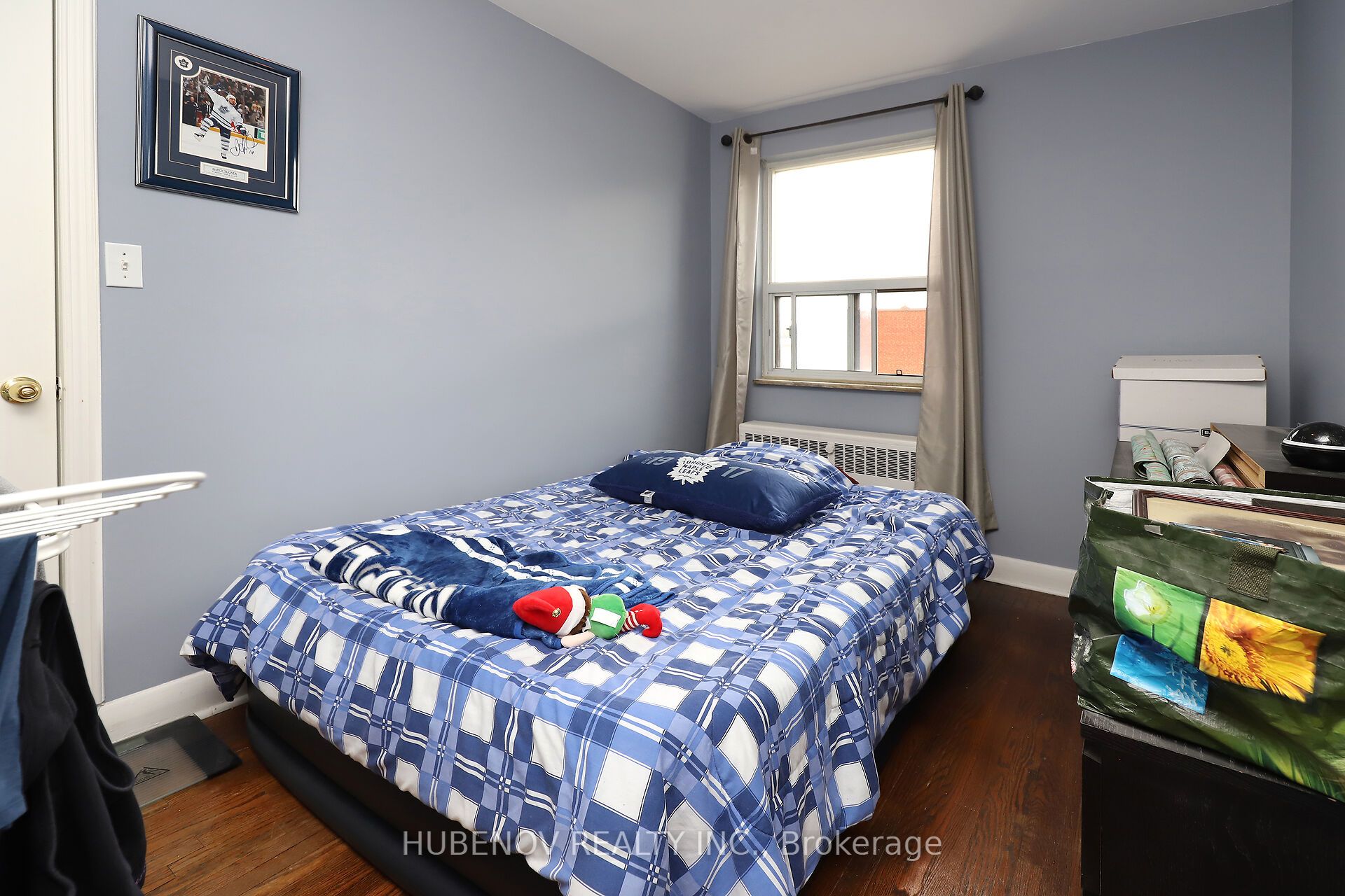 321 Lakeshore Road E