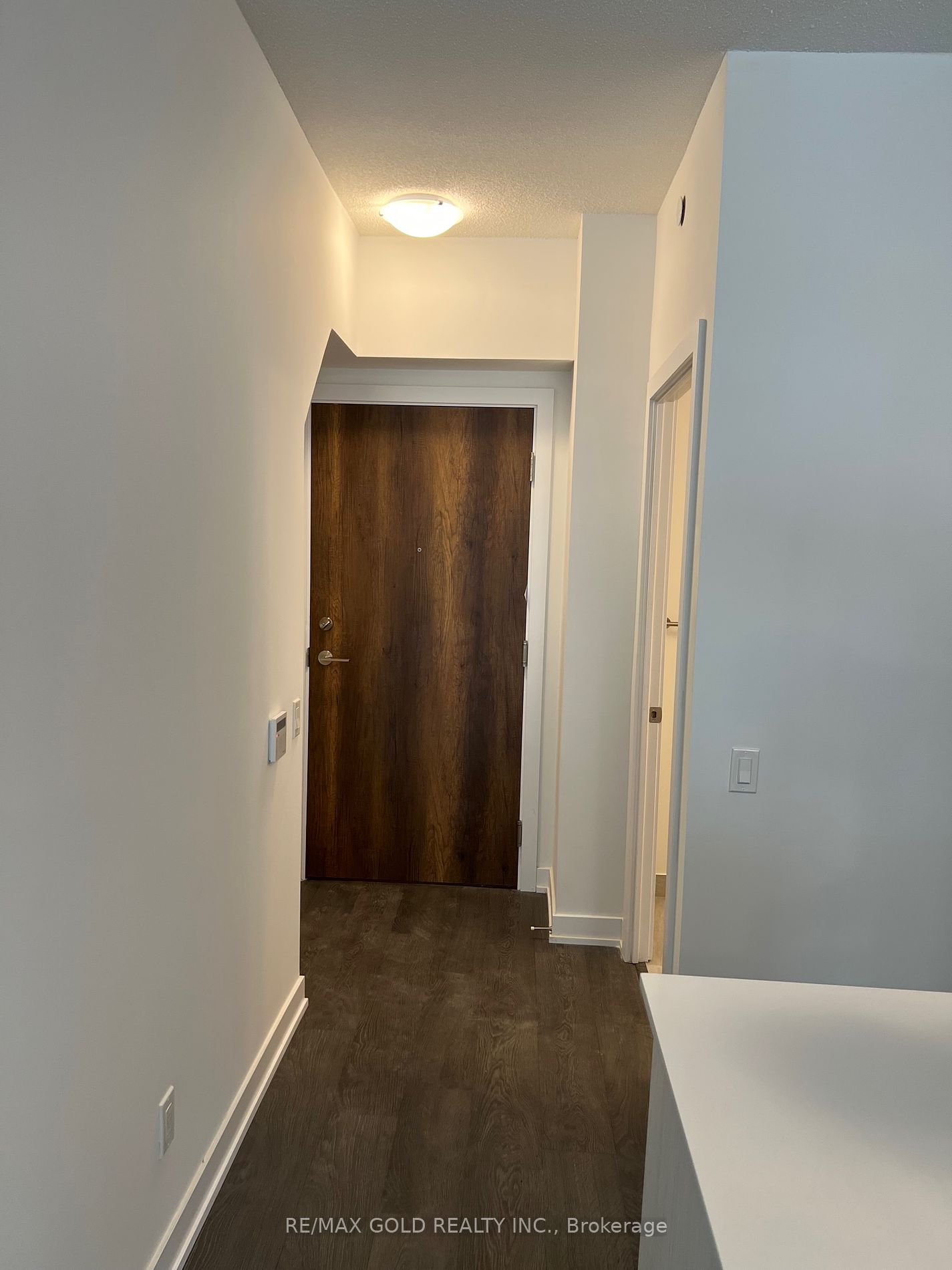 251 Manitoba Street, #109