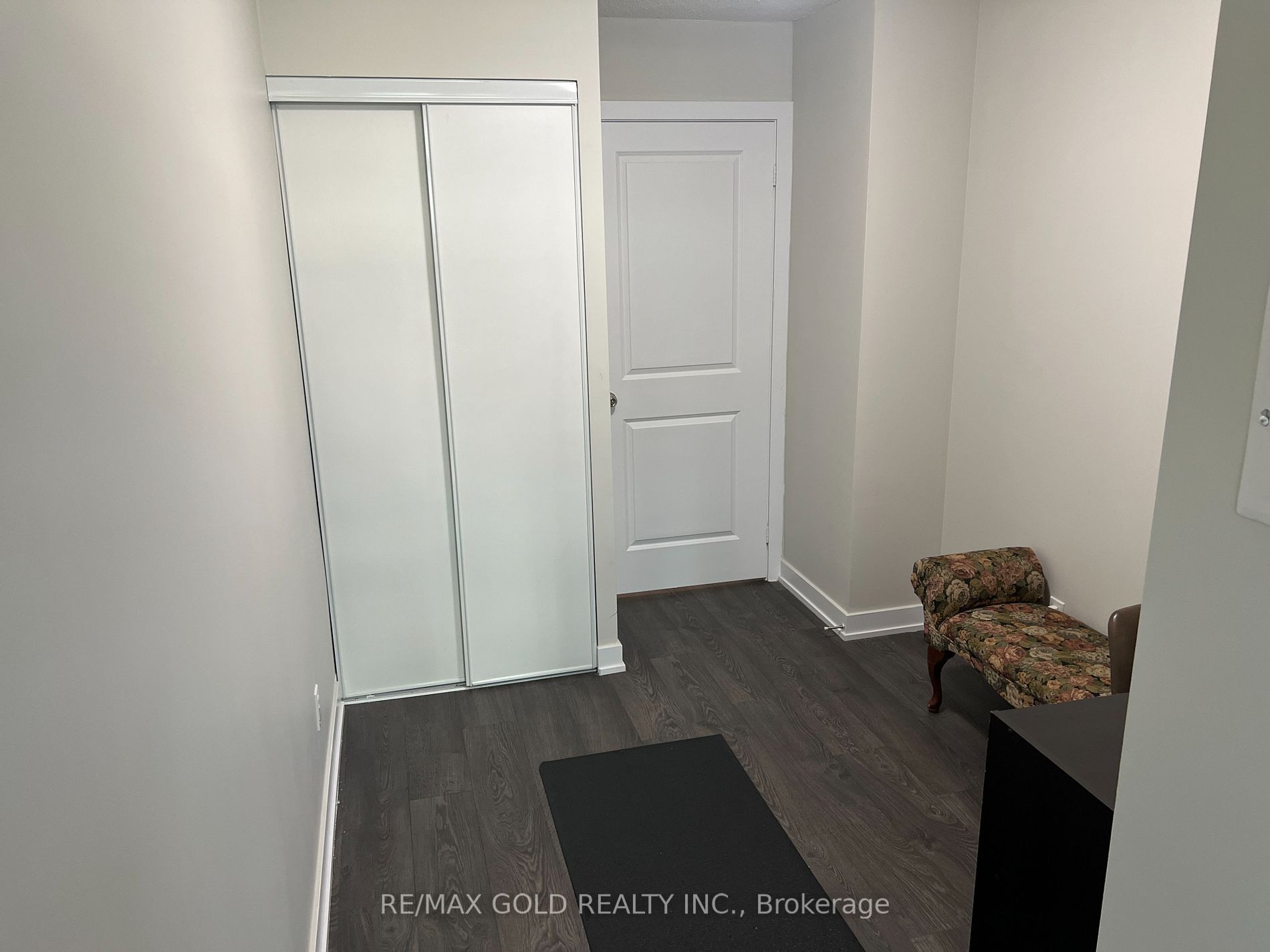 251 Manitoba Street, #109