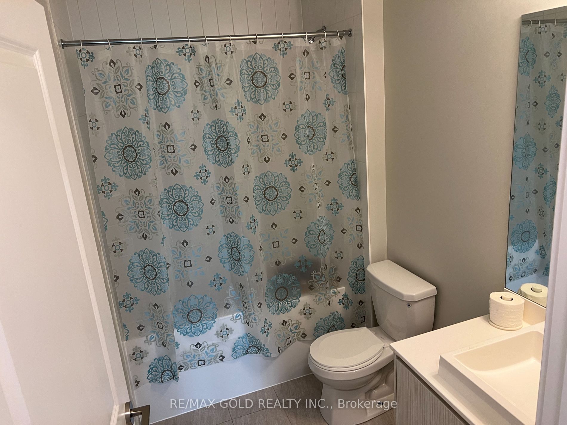 251 Manitoba Street, #109