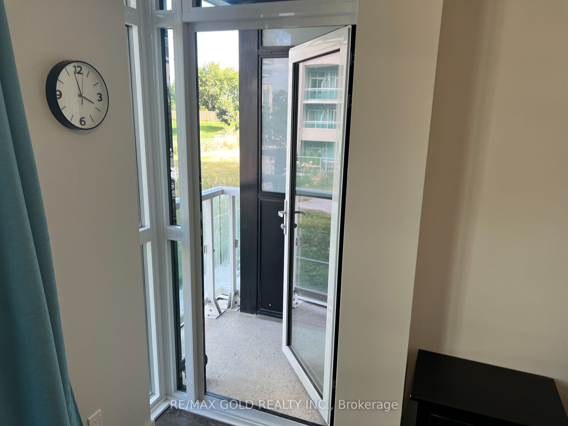 251 Manitoba Street, #109