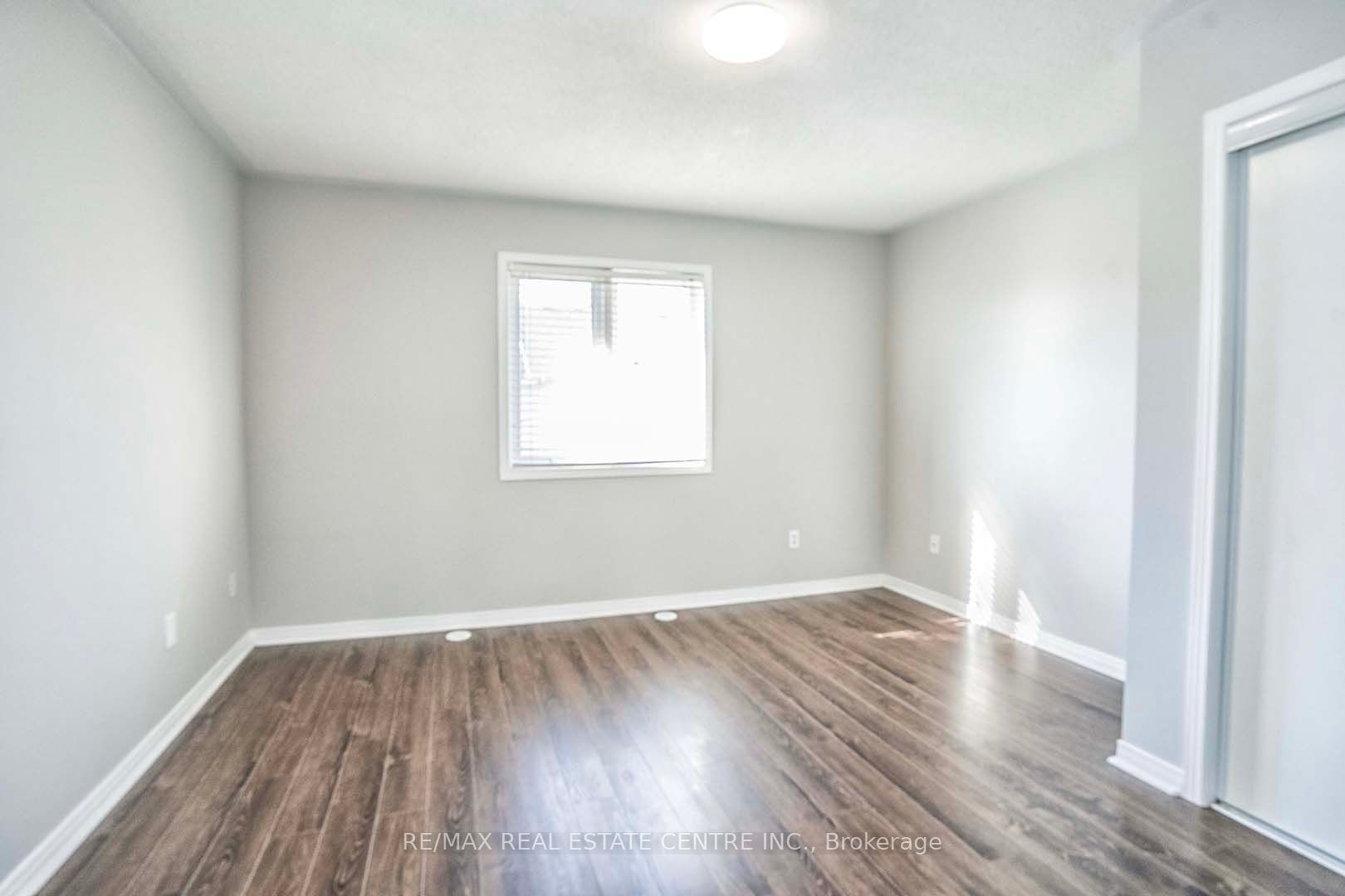 435 Hensall Circle, #176
