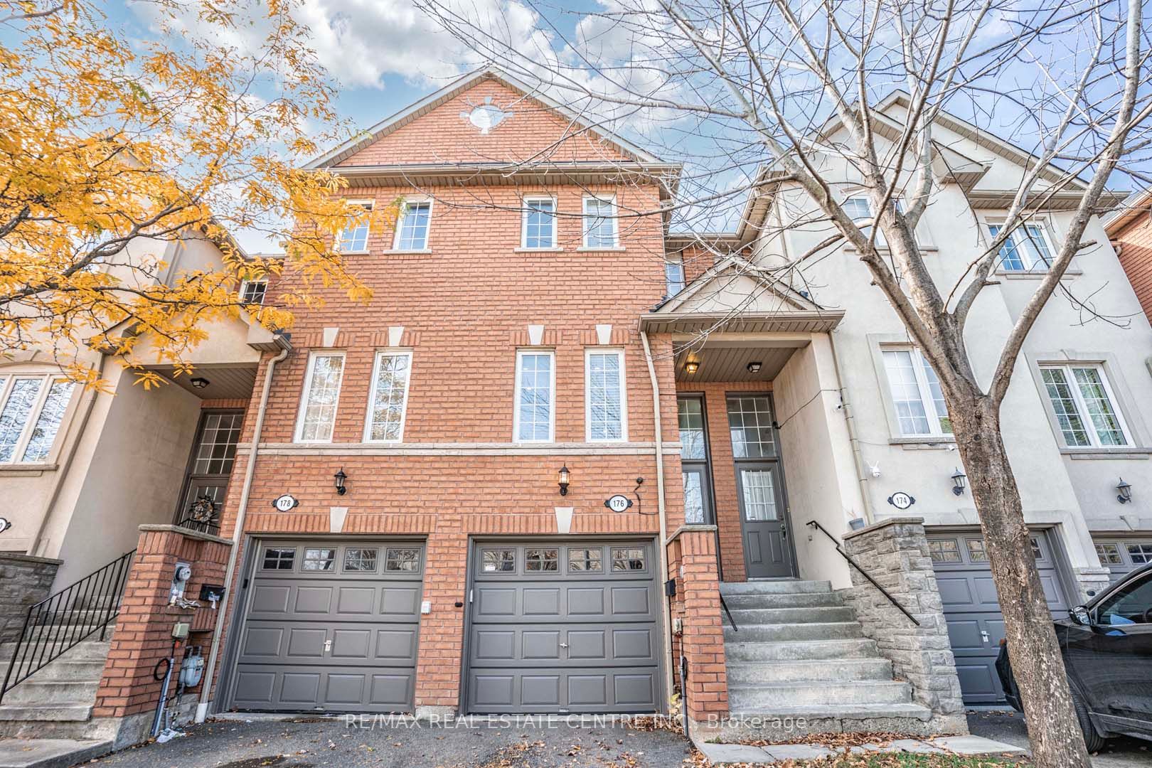 435 Hensall Circle, #176