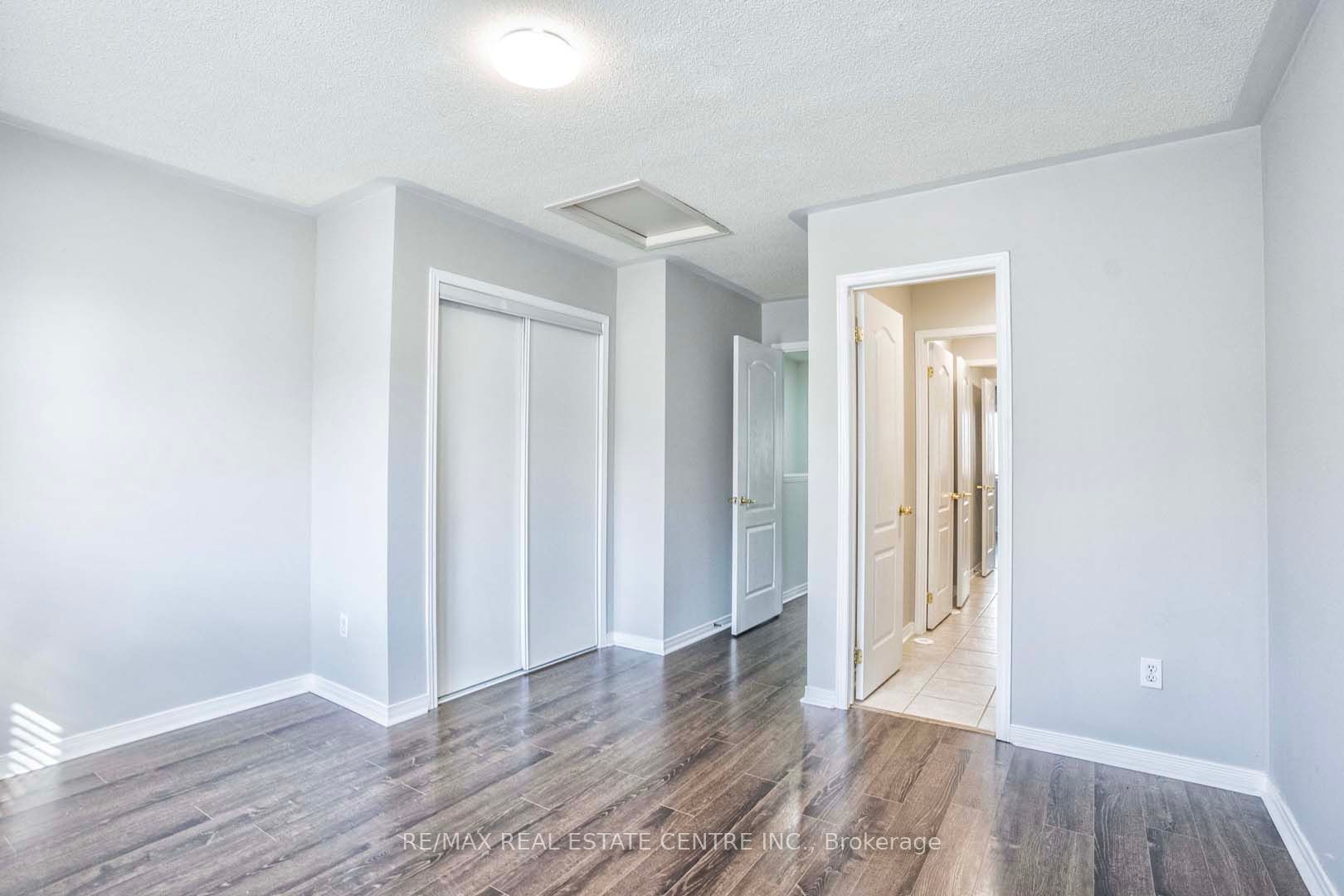 435 Hensall Circle, #176
