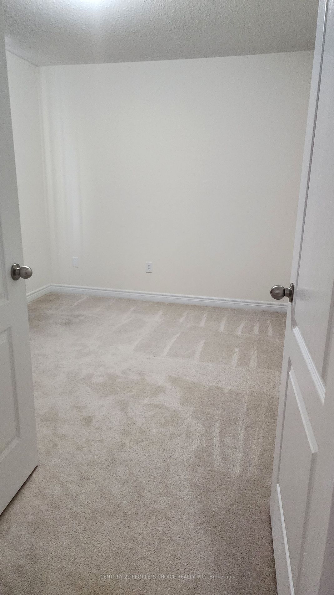 160 Sky Harbour Drive